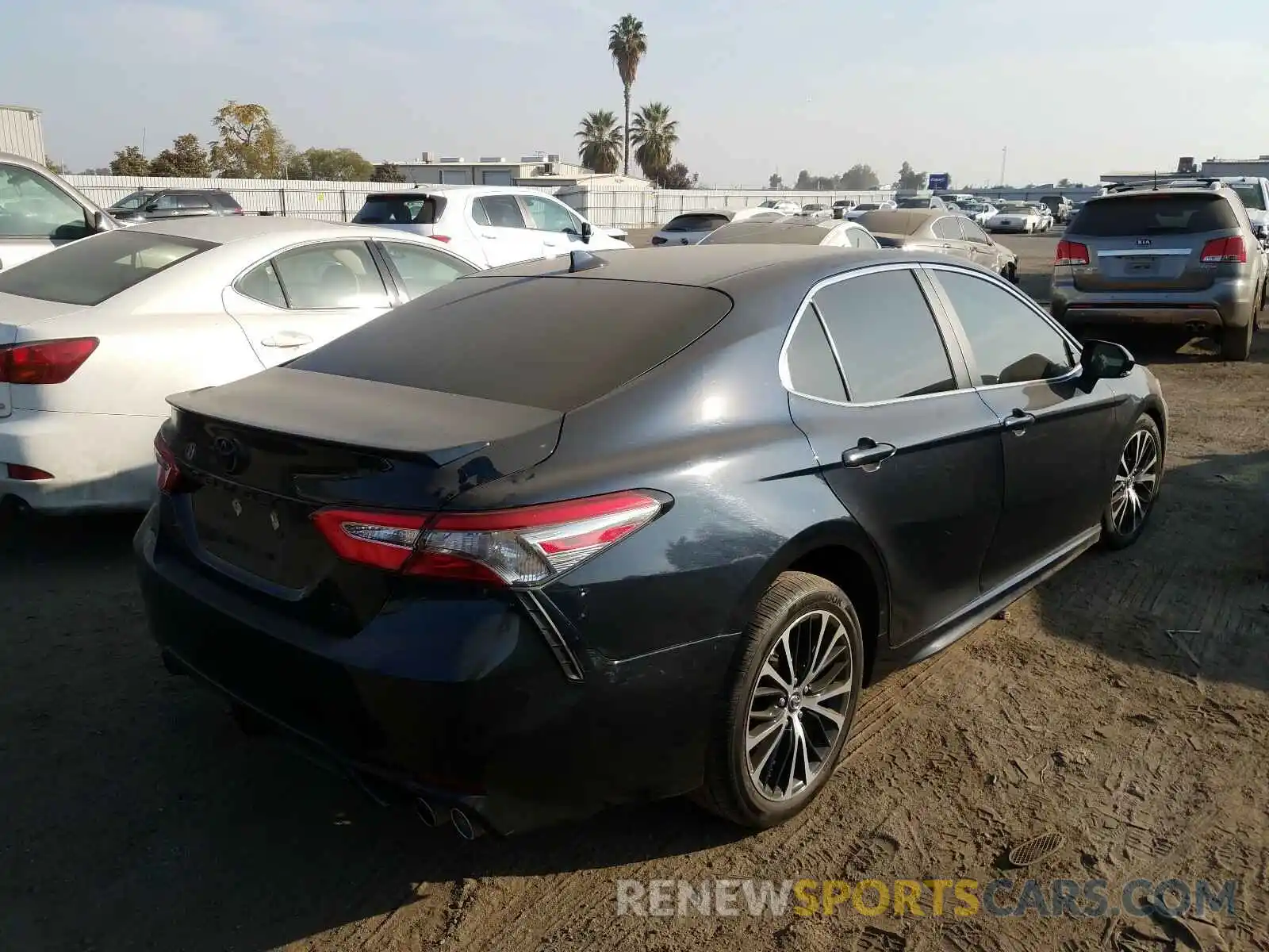 4 Photograph of a damaged car 4T1B11HK2KU854013 TOYOTA CAMRY 2019