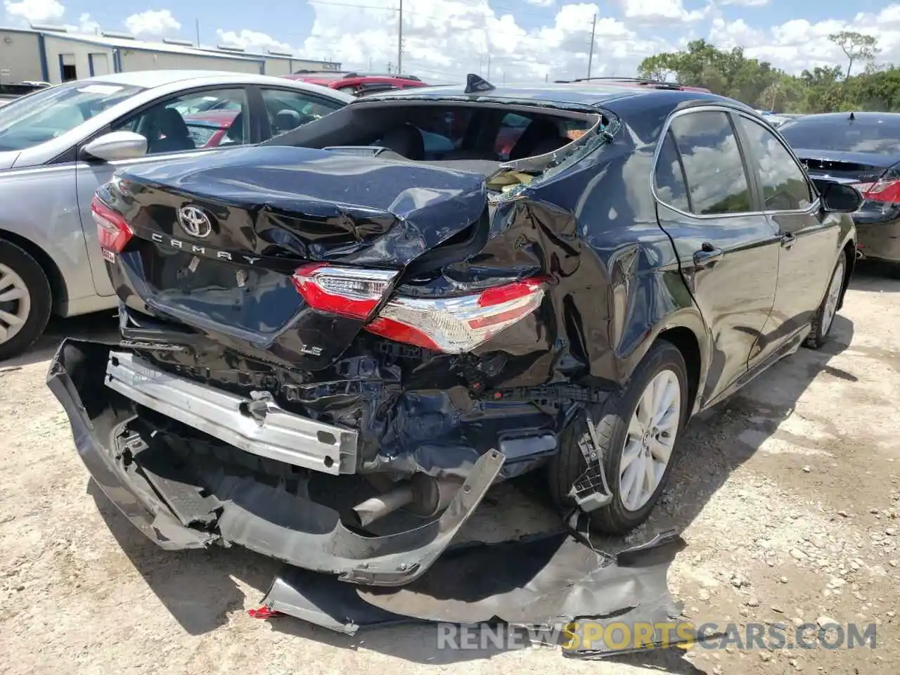 4 Photograph of a damaged car 4T1B11HK2KU856781 TOYOTA CAMRY 2019