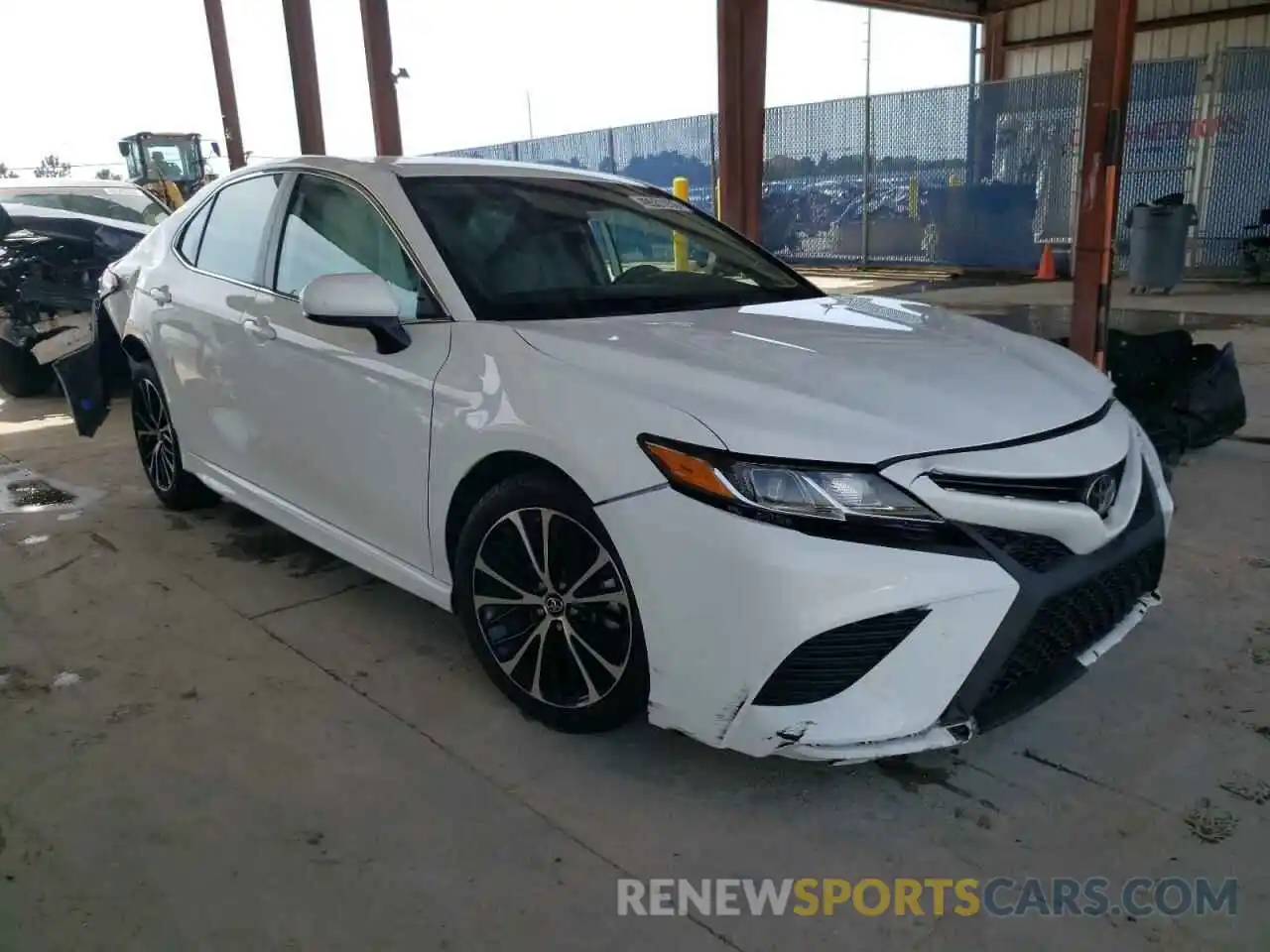 1 Photograph of a damaged car 4T1B11HK3KU161645 TOYOTA CAMRY 2019