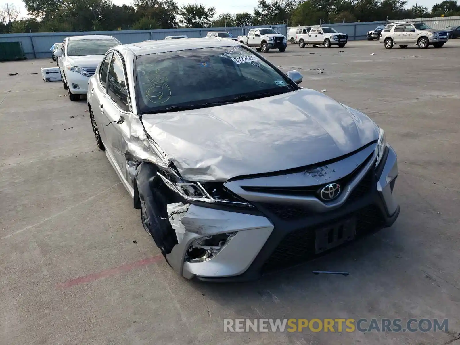 1 Photograph of a damaged car 4T1B11HK3KU161872 TOYOTA CAMRY 2019