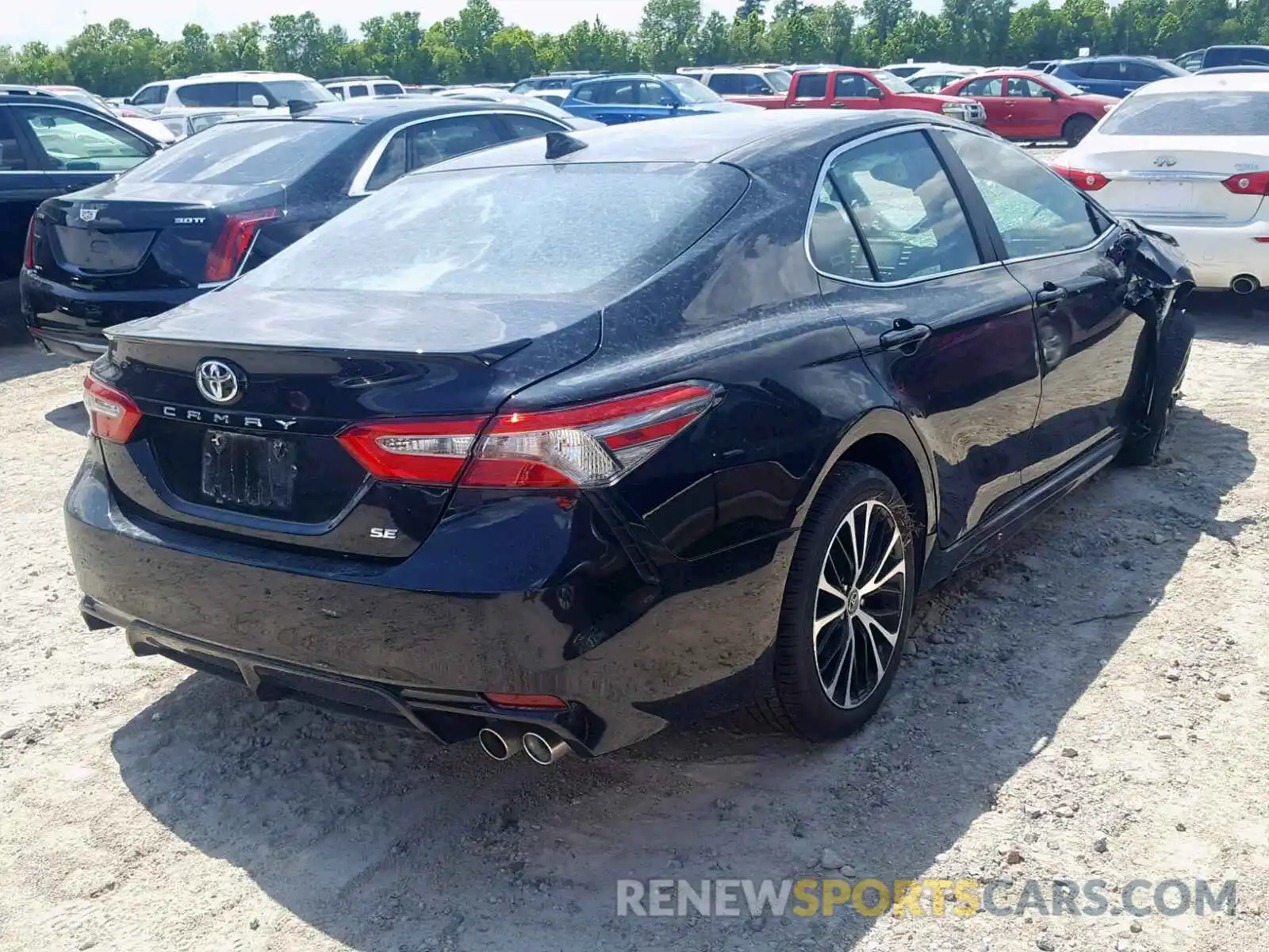 4 Photograph of a damaged car 4T1B11HK3KU163704 TOYOTA CAMRY 2019