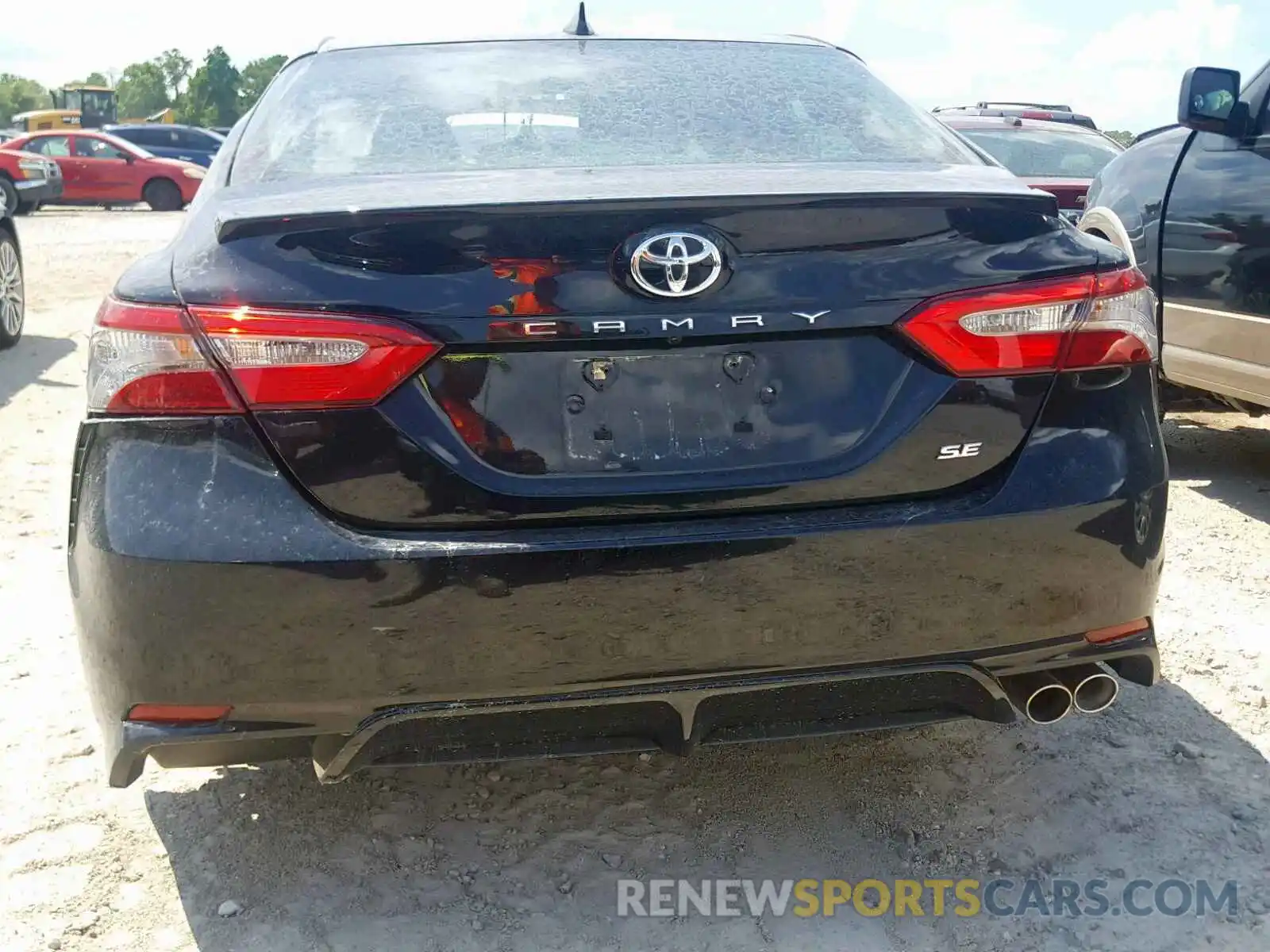 9 Photograph of a damaged car 4T1B11HK3KU163704 TOYOTA CAMRY 2019