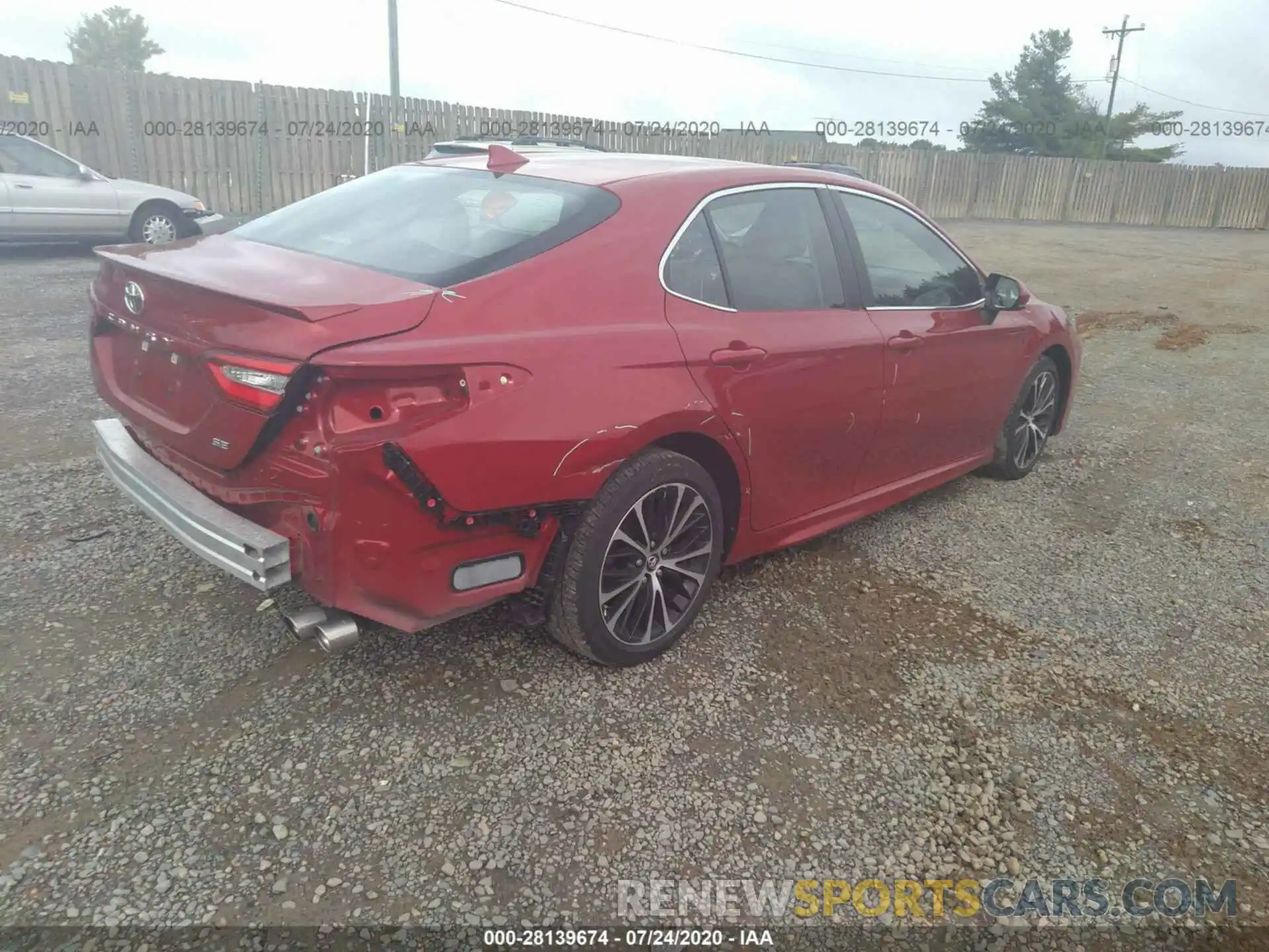 4 Photograph of a damaged car 4T1B11HK3KU165565 TOYOTA CAMRY 2019