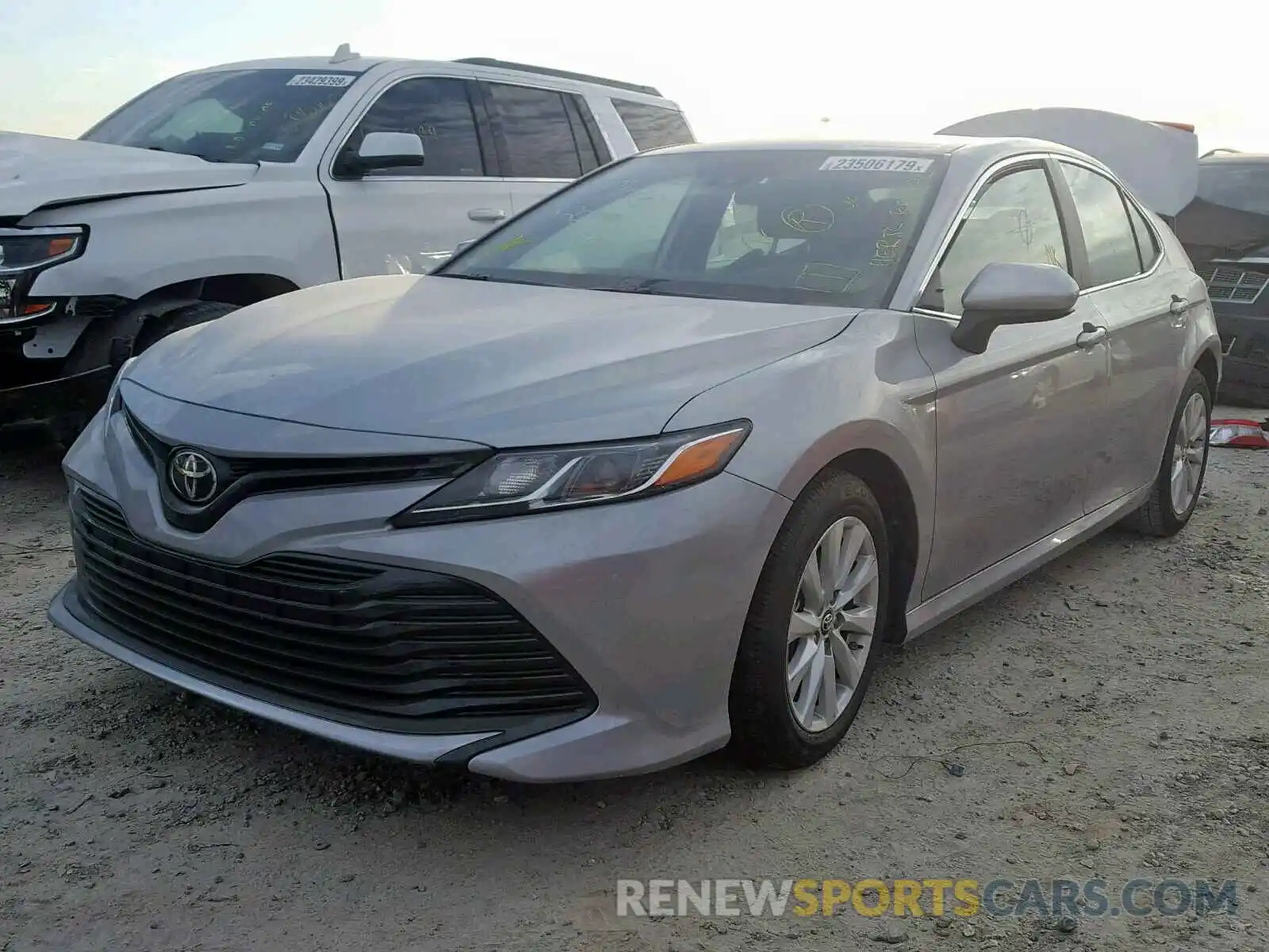 2 Photograph of a damaged car 4T1B11HK3KU167445 TOYOTA CAMRY 2019