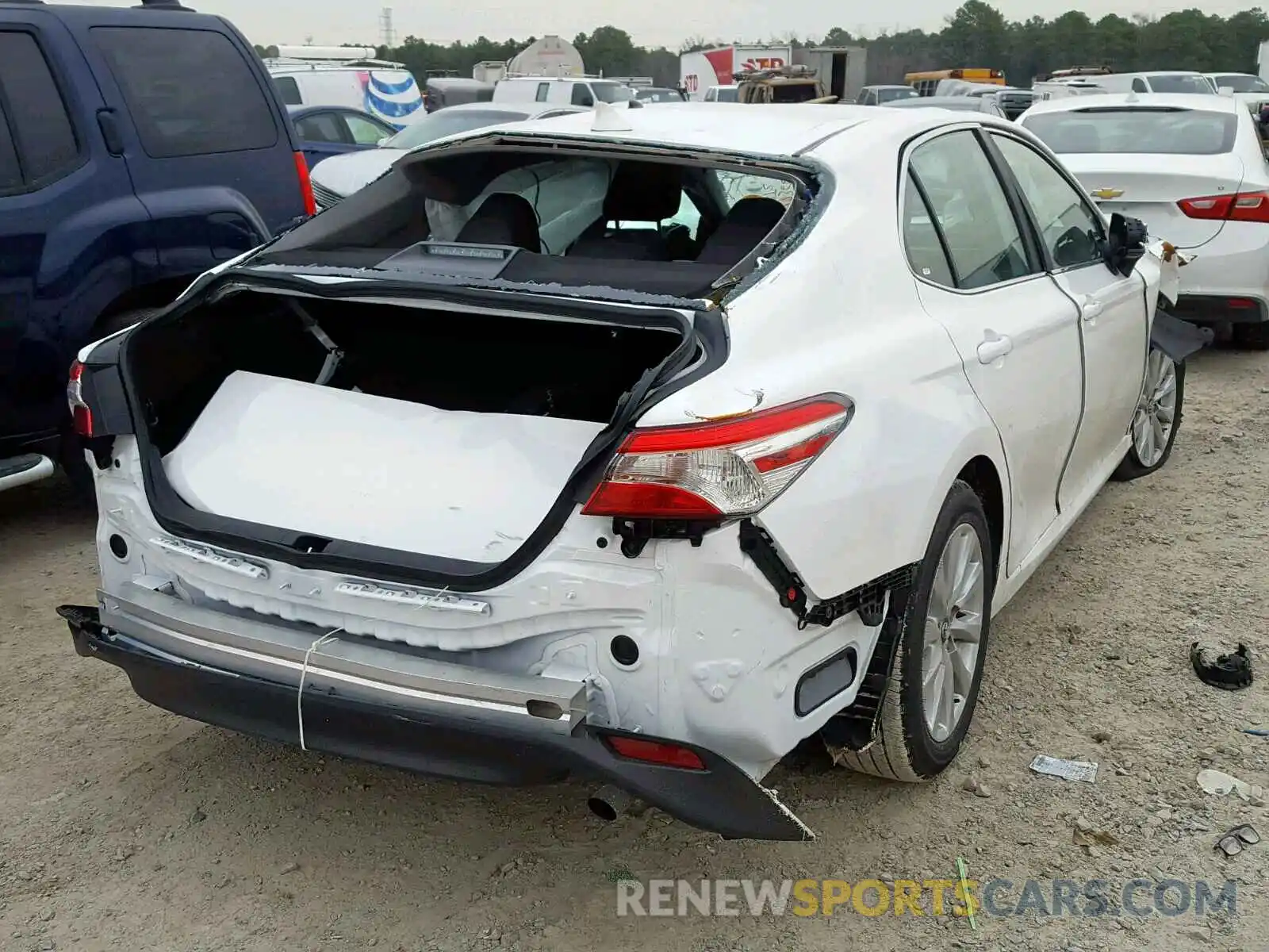 4 Photograph of a damaged car 4T1B11HK3KU168885 TOYOTA CAMRY 2019