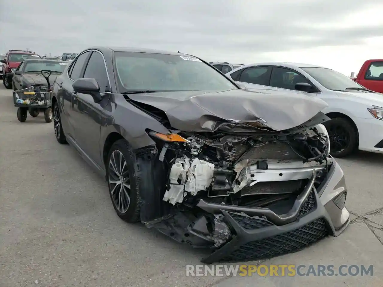 1 Photograph of a damaged car 4T1B11HK3KU170166 TOYOTA CAMRY 2019