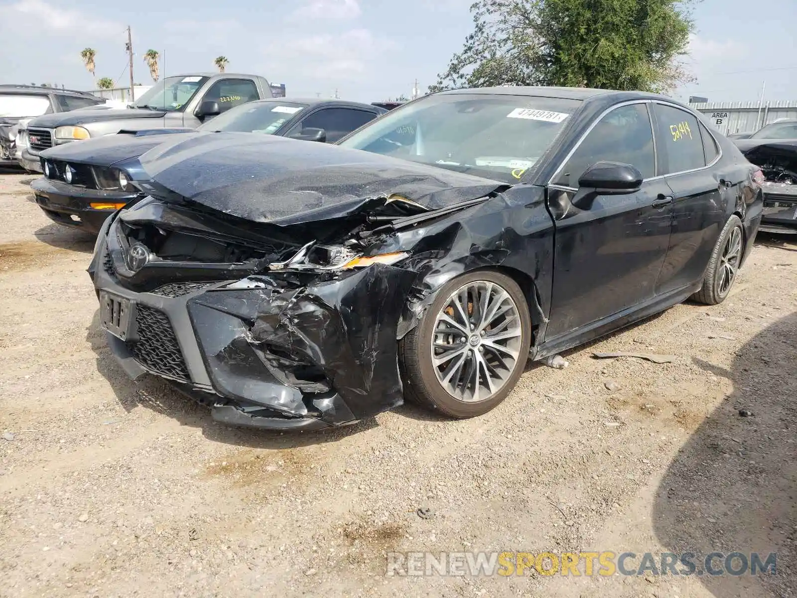 2 Photograph of a damaged car 4T1B11HK3KU170488 TOYOTA CAMRY 2019