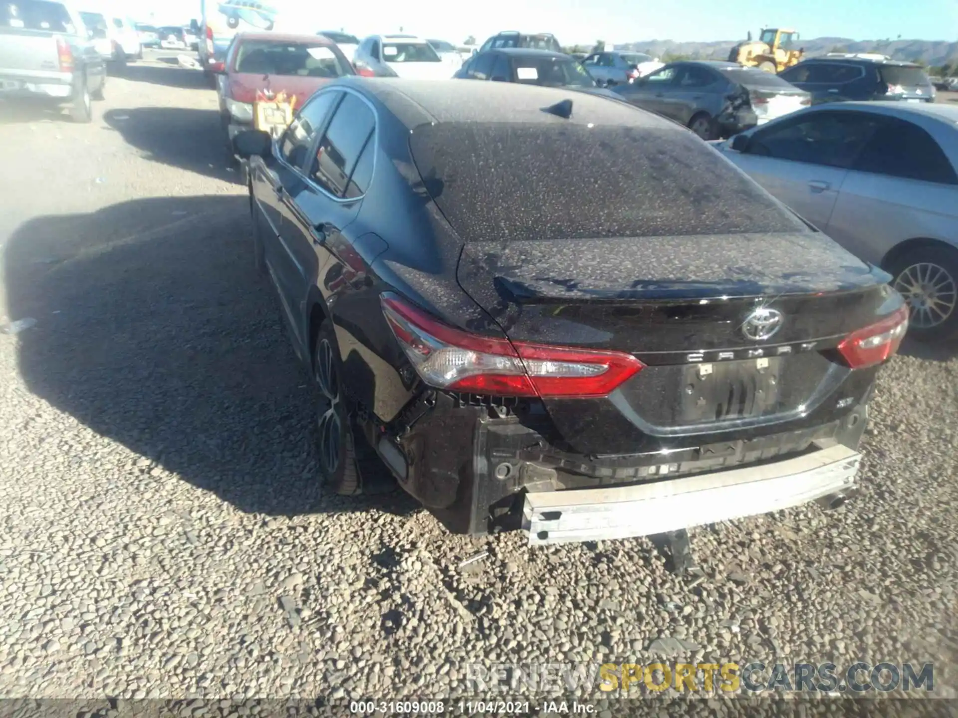 3 Photograph of a damaged car 4T1B11HK3KU171382 TOYOTA CAMRY 2019