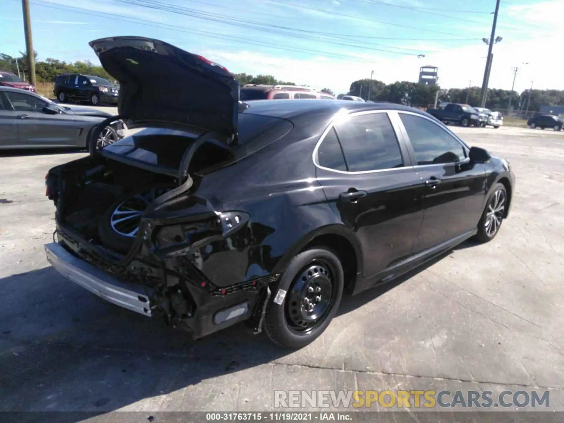 4 Photograph of a damaged car 4T1B11HK3KU171429 TOYOTA CAMRY 2019