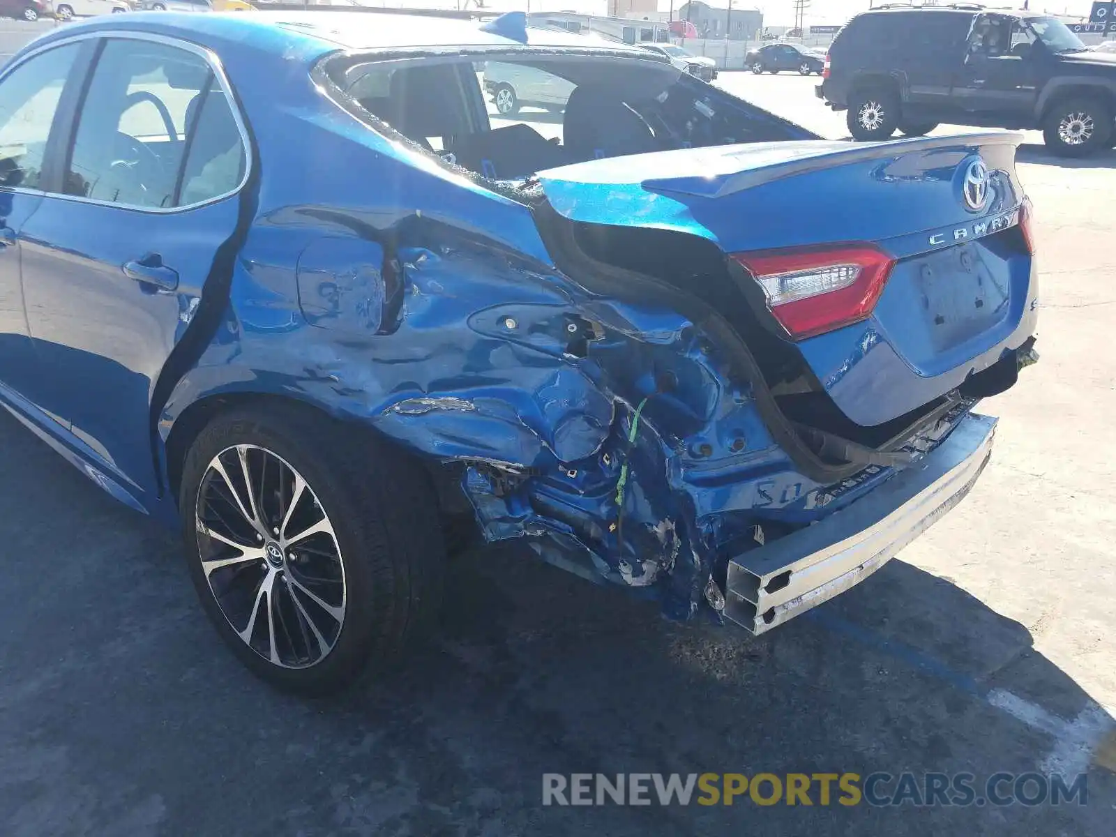 9 Photograph of a damaged car 4T1B11HK3KU171446 TOYOTA CAMRY 2019