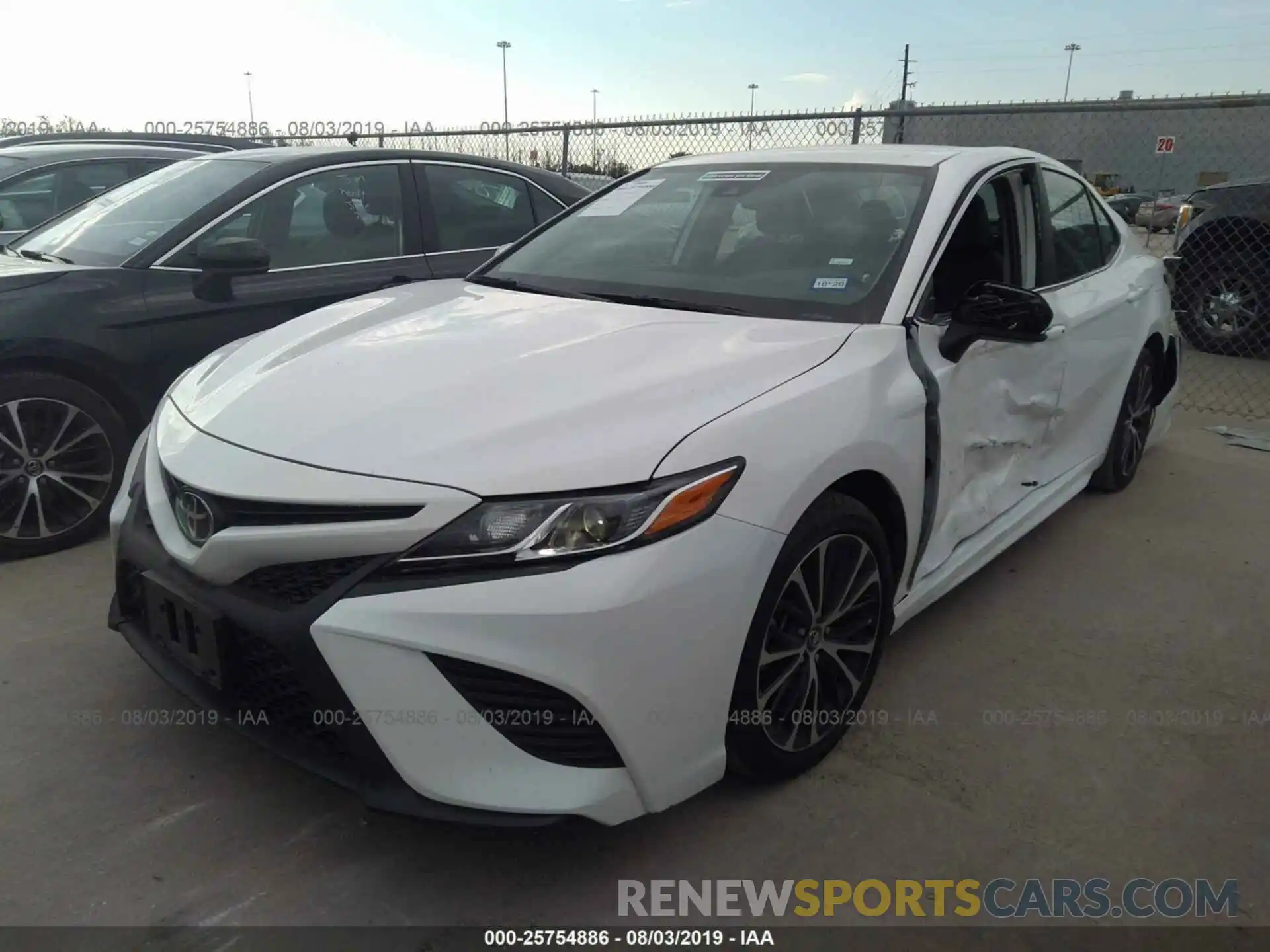 2 Photograph of a damaged car 4T1B11HK3KU172550 TOYOTA CAMRY 2019