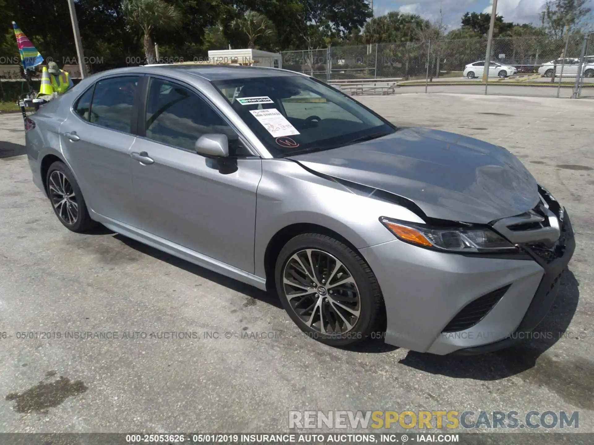 1 Photograph of a damaged car 4T1B11HK3KU175707 TOYOTA CAMRY 2019