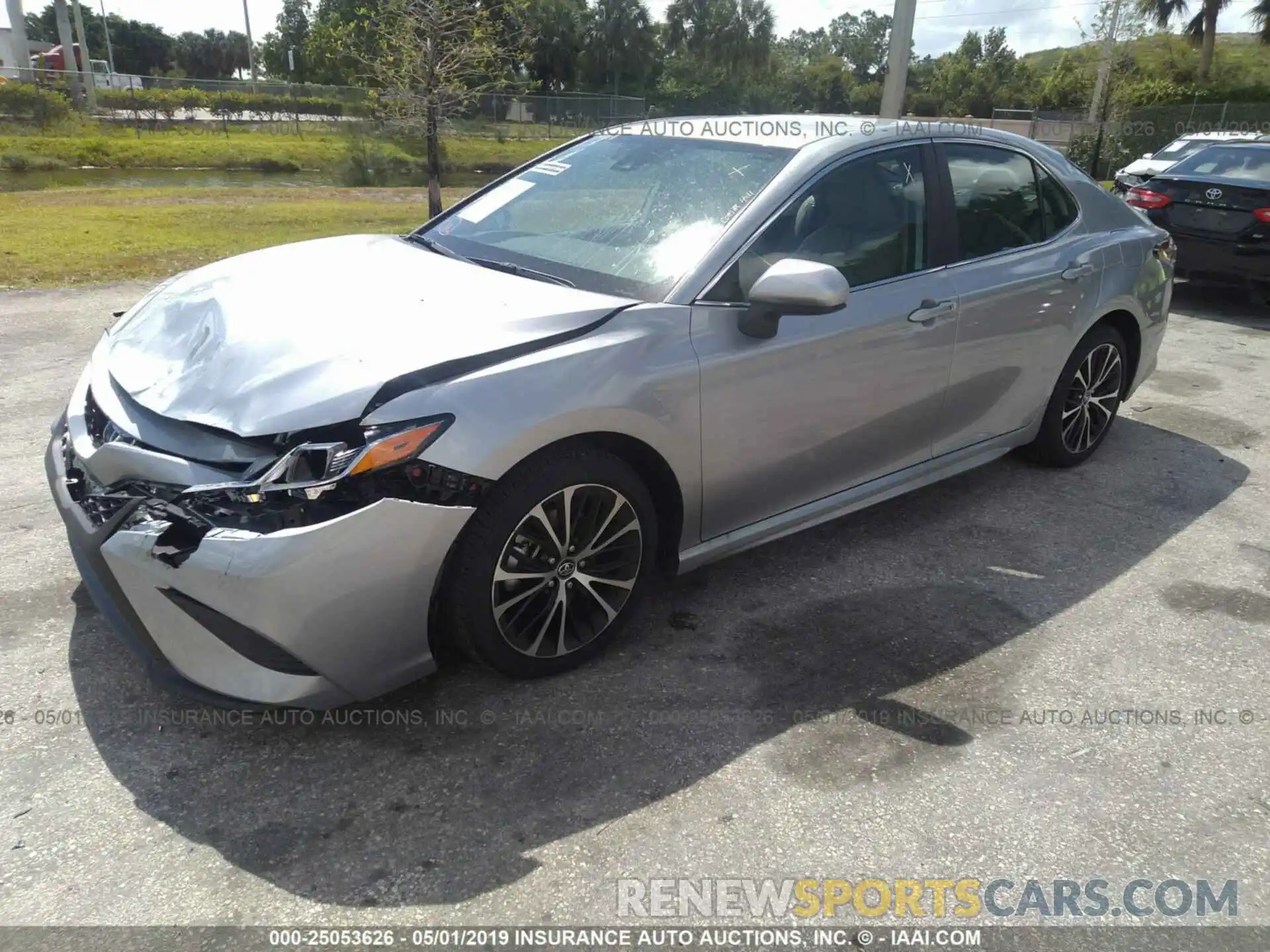 2 Photograph of a damaged car 4T1B11HK3KU175707 TOYOTA CAMRY 2019