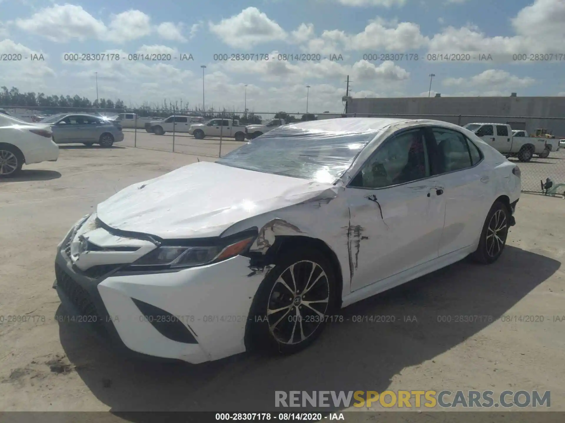 2 Photograph of a damaged car 4T1B11HK3KU175769 TOYOTA CAMRY 2019