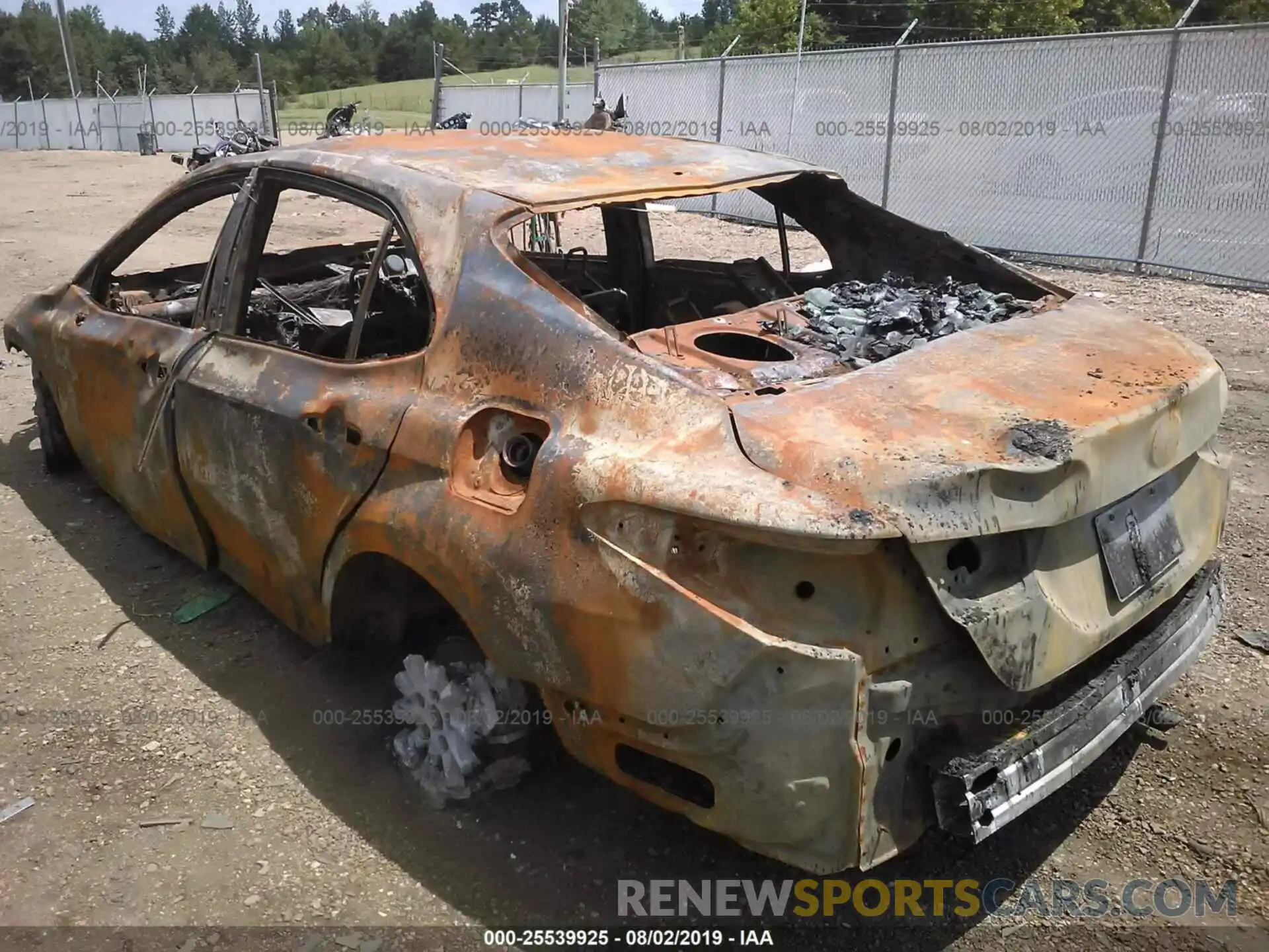 3 Photograph of a damaged car 4T1B11HK3KU179532 TOYOTA CAMRY 2019