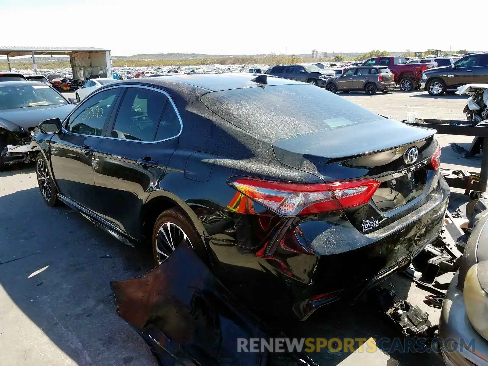 3 Photograph of a damaged car 4T1B11HK3KU179904 TOYOTA CAMRY 2019