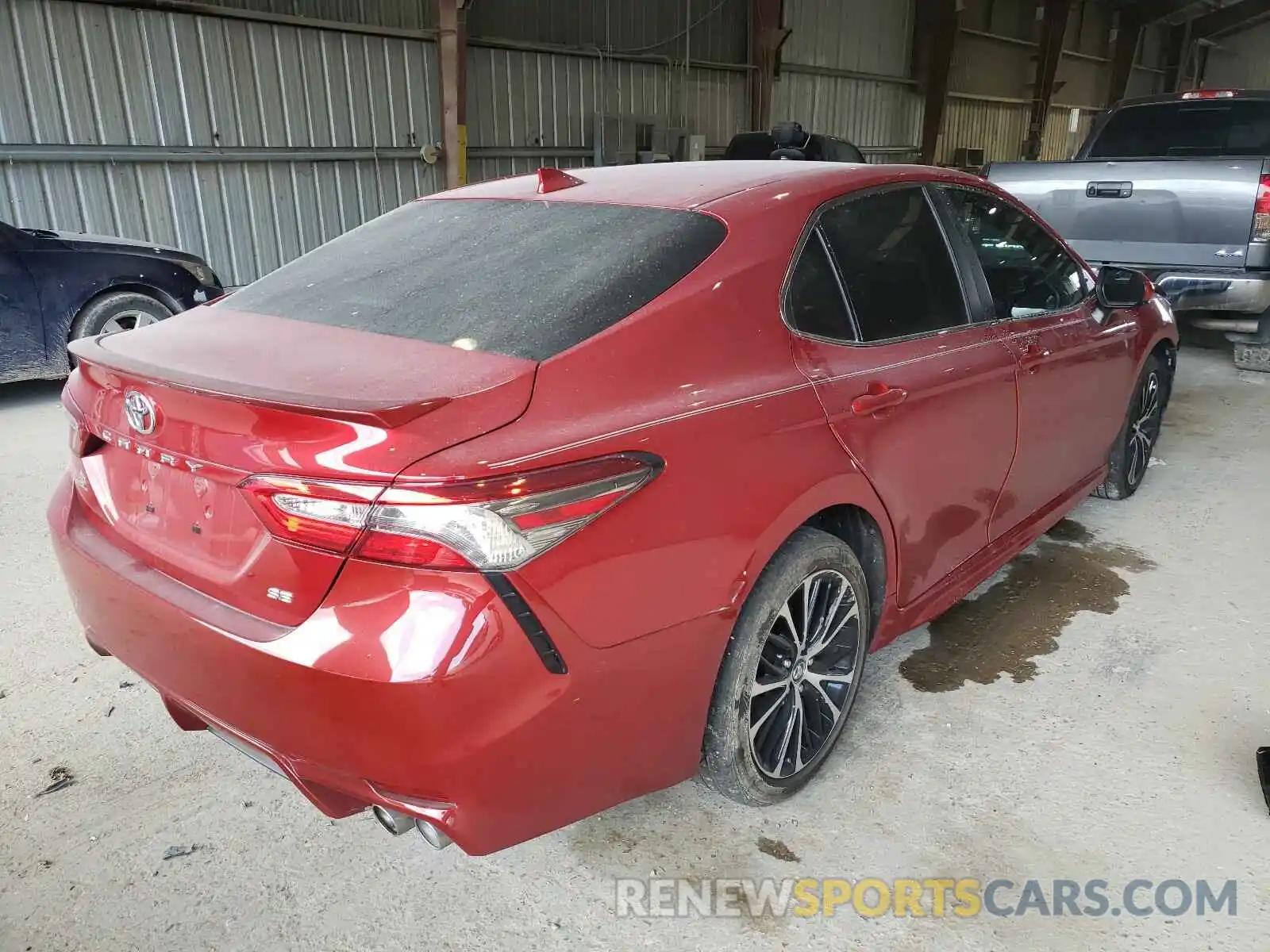 4 Photograph of a damaged car 4T1B11HK3KU179949 TOYOTA CAMRY 2019