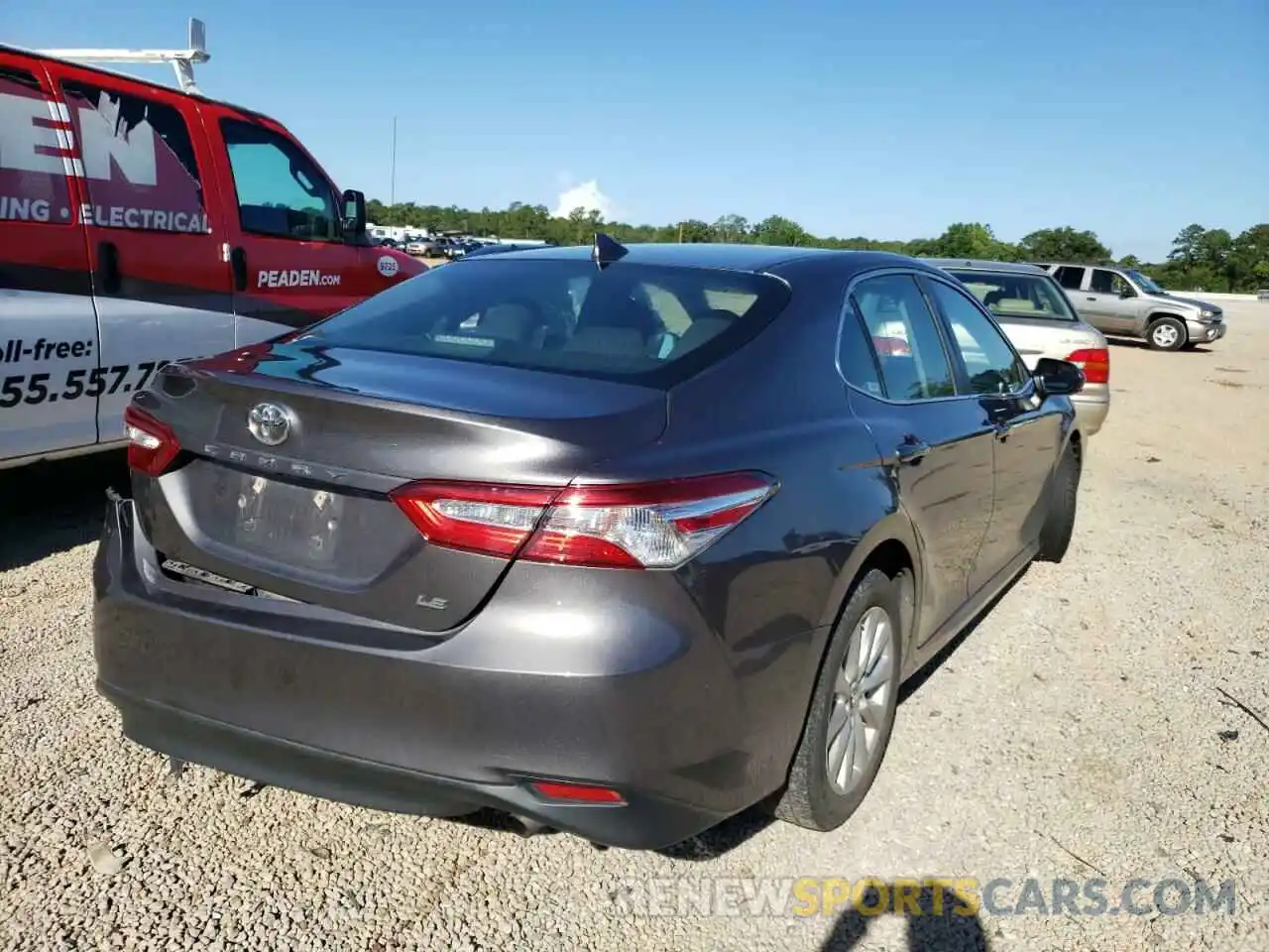 4 Photograph of a damaged car 4T1B11HK3KU180499 TOYOTA CAMRY 2019