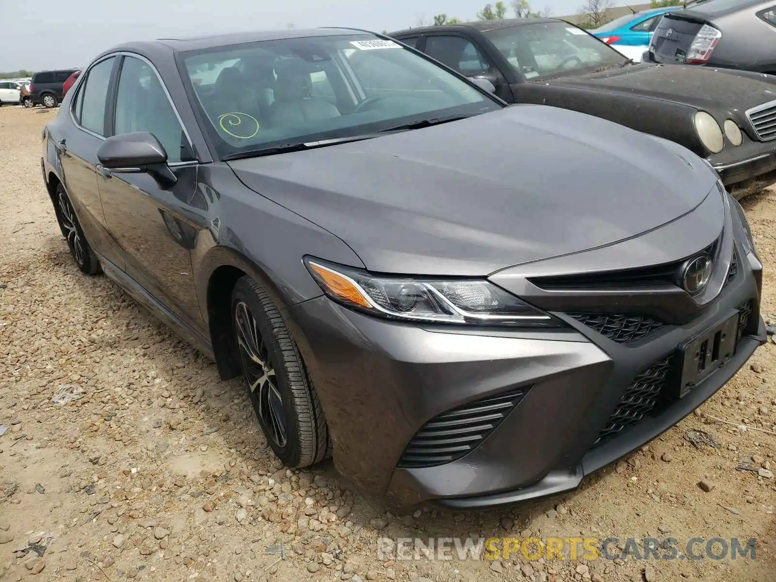 1 Photograph of a damaged car 4T1B11HK3KU185458 TOYOTA CAMRY 2019