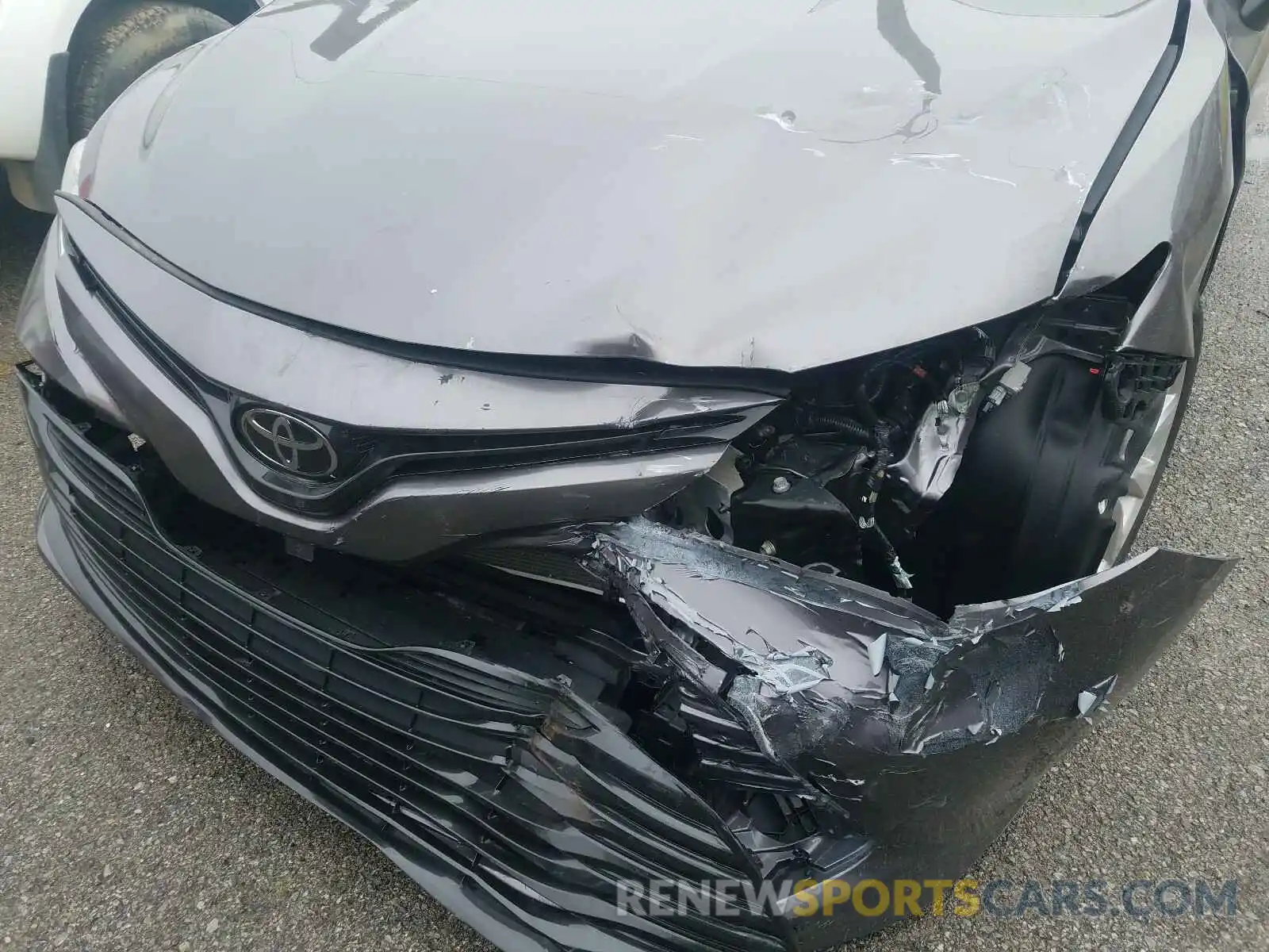 9 Photograph of a damaged car 4T1B11HK3KU186058 TOYOTA CAMRY 2019