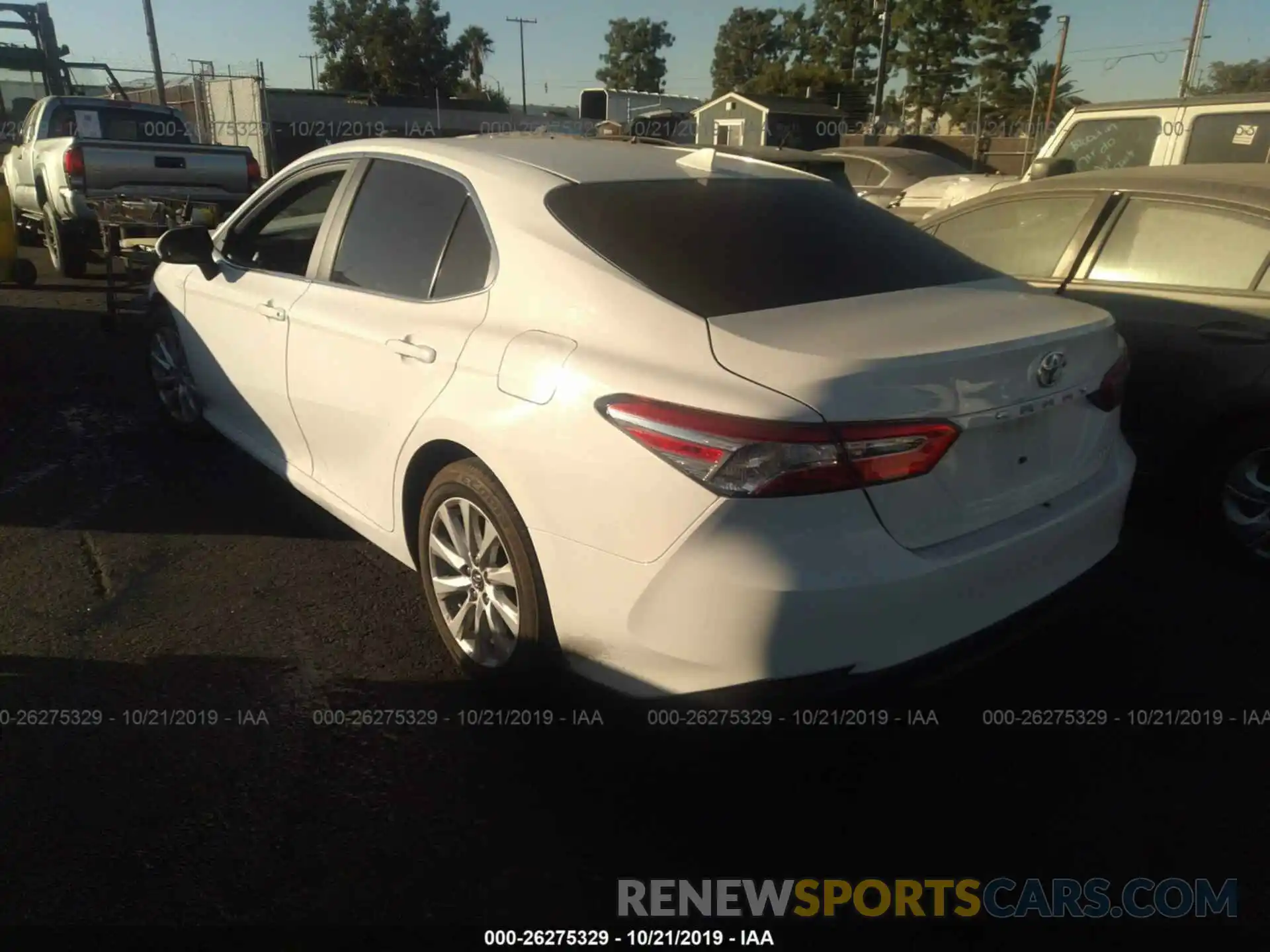 3 Photograph of a damaged car 4T1B11HK3KU192040 TOYOTA CAMRY 2019