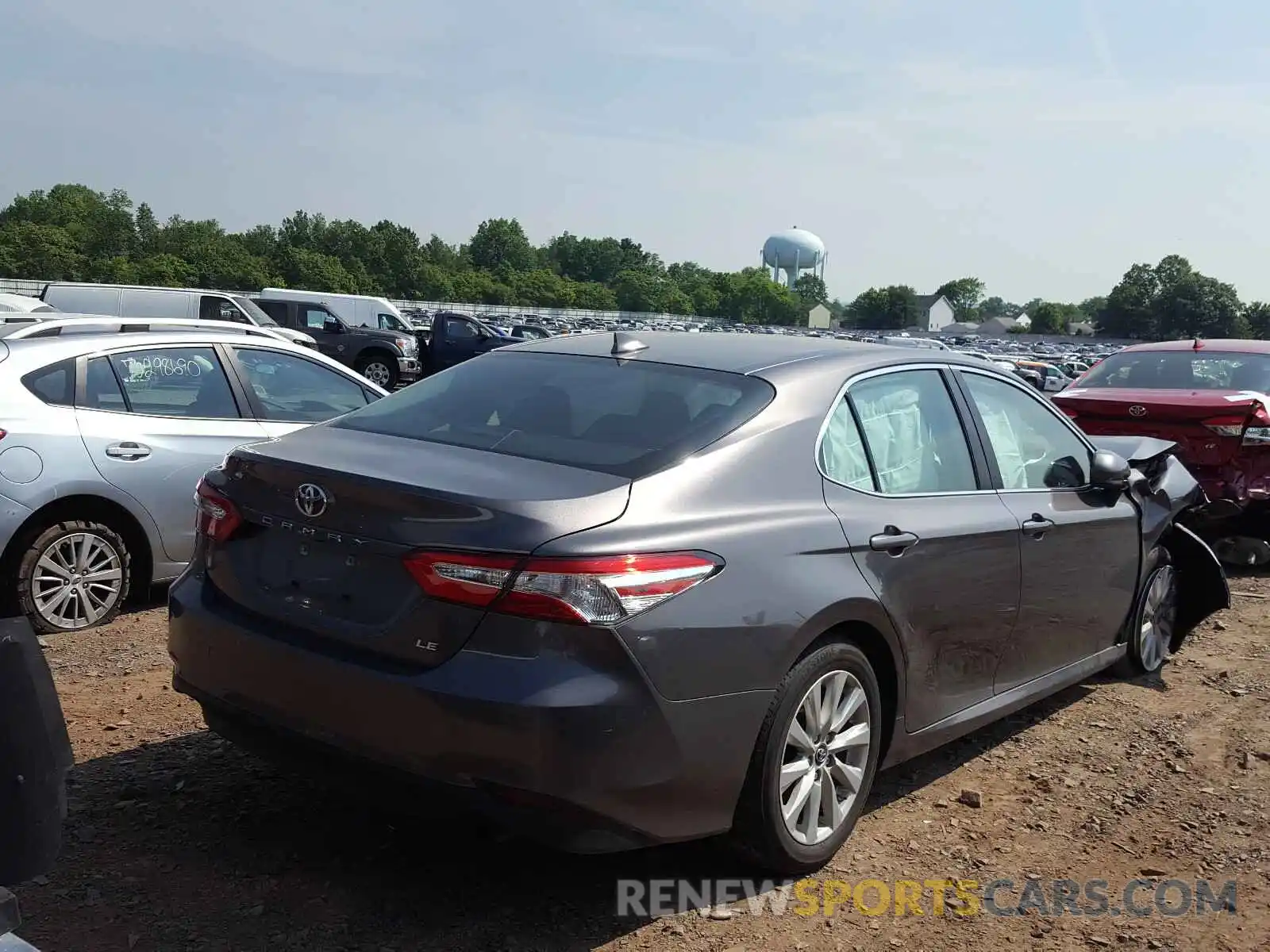 4 Photograph of a damaged car 4T1B11HK3KU193169 TOYOTA CAMRY 2019