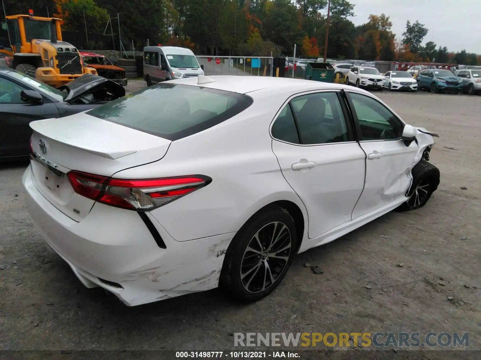 4 Photograph of a damaged car 4T1B11HK3KU193866 TOYOTA CAMRY 2019