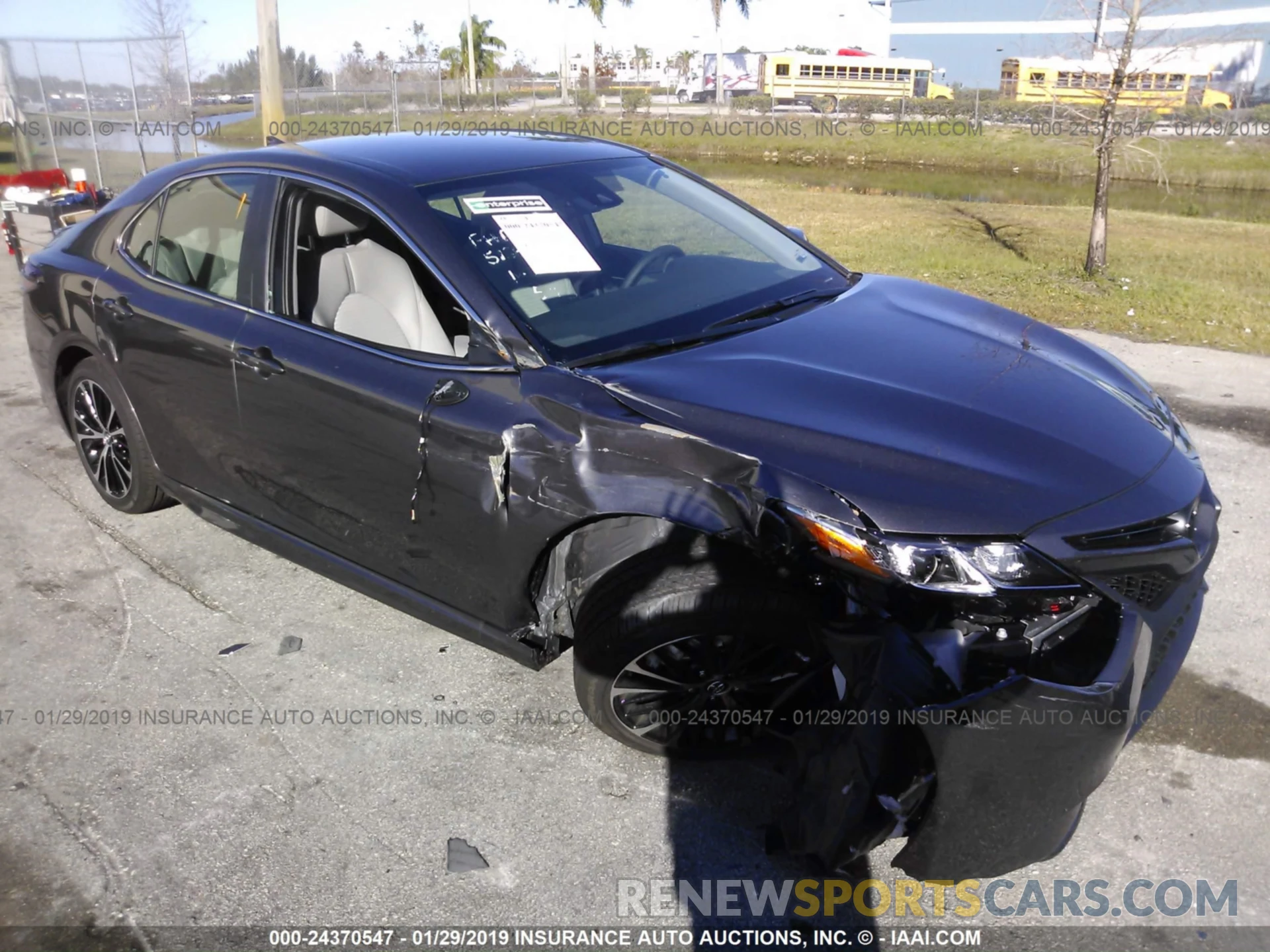 1 Photograph of a damaged car 4T1B11HK3KU194502 TOYOTA CAMRY 2019