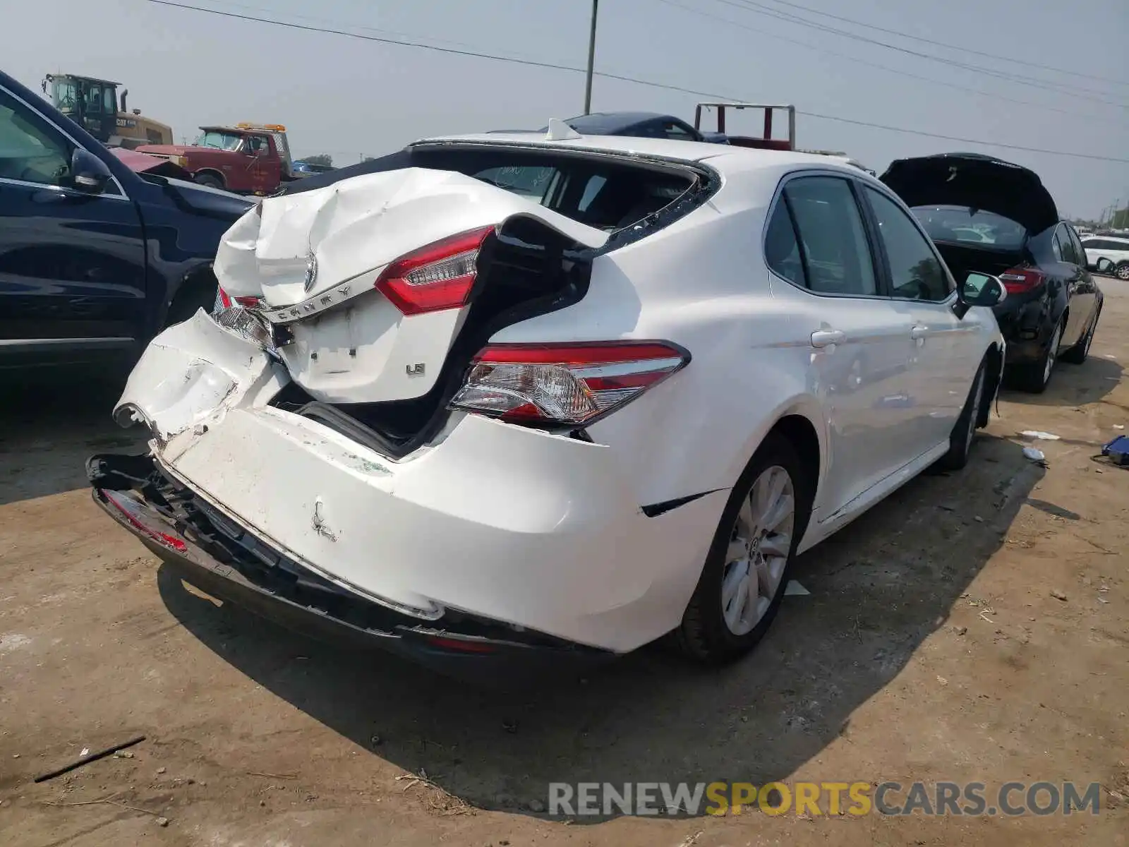 4 Photograph of a damaged car 4T1B11HK3KU195620 TOYOTA CAMRY 2019