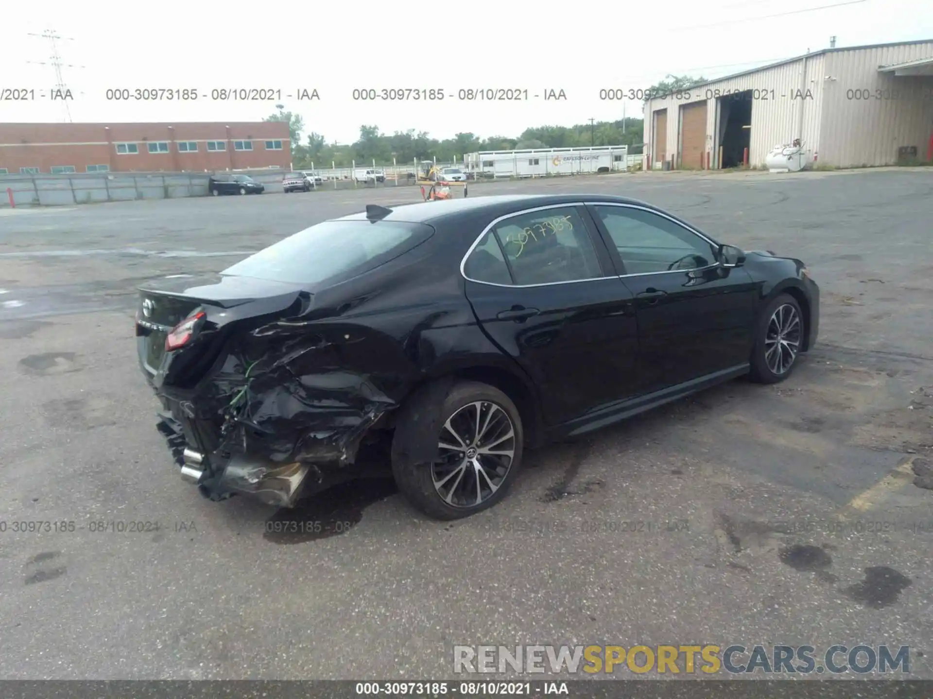 4 Photograph of a damaged car 4T1B11HK3KU196086 TOYOTA CAMRY 2019