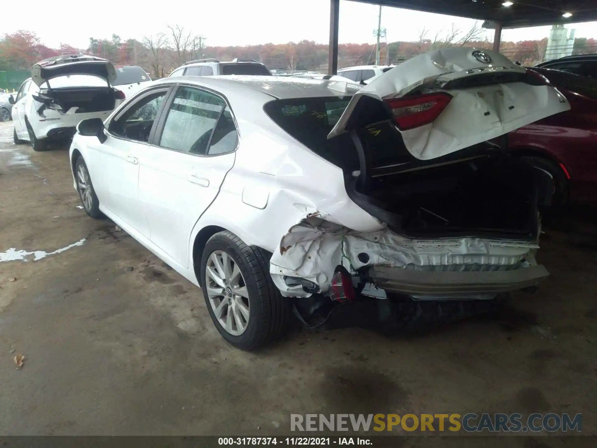 3 Photograph of a damaged car 4T1B11HK3KU196363 TOYOTA CAMRY 2019