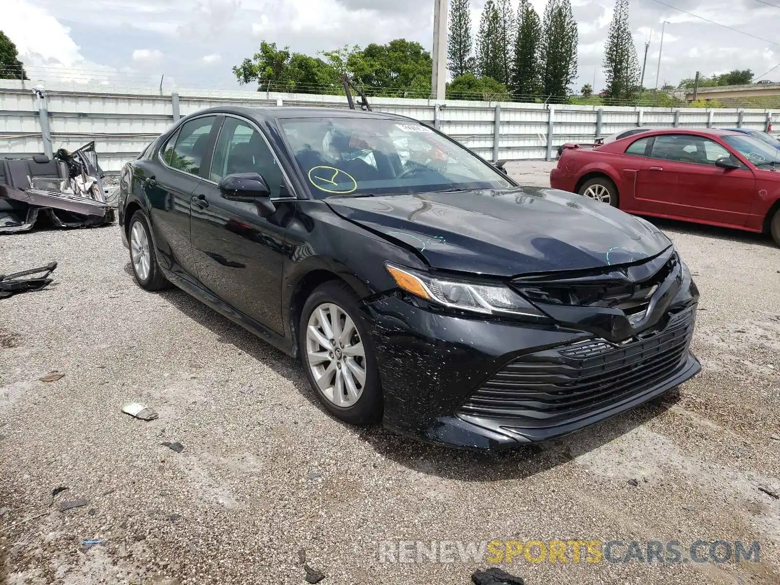 1 Photograph of a damaged car 4T1B11HK3KU196850 TOYOTA CAMRY 2019