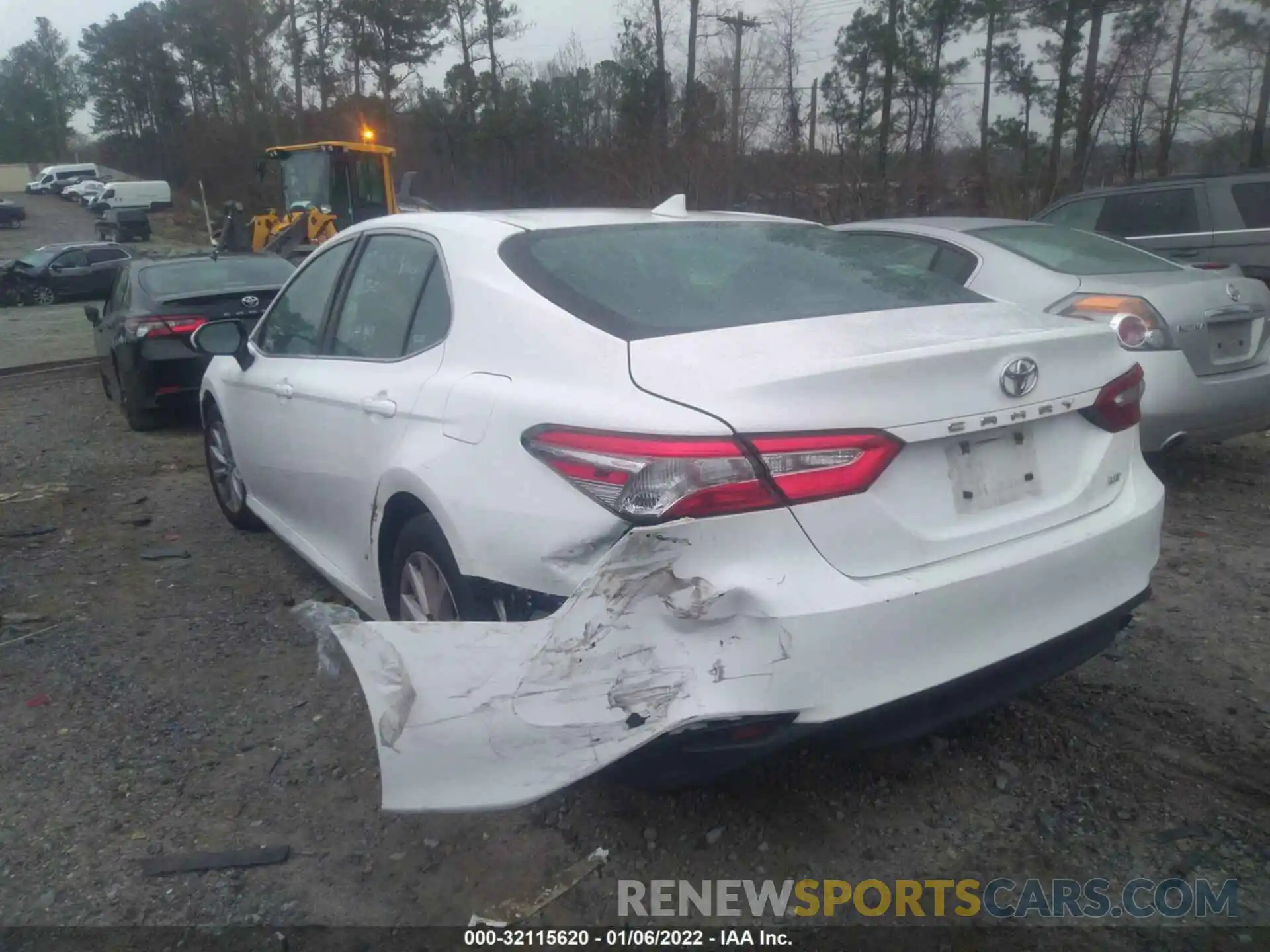 3 Photograph of a damaged car 4T1B11HK3KU197027 TOYOTA CAMRY 2019