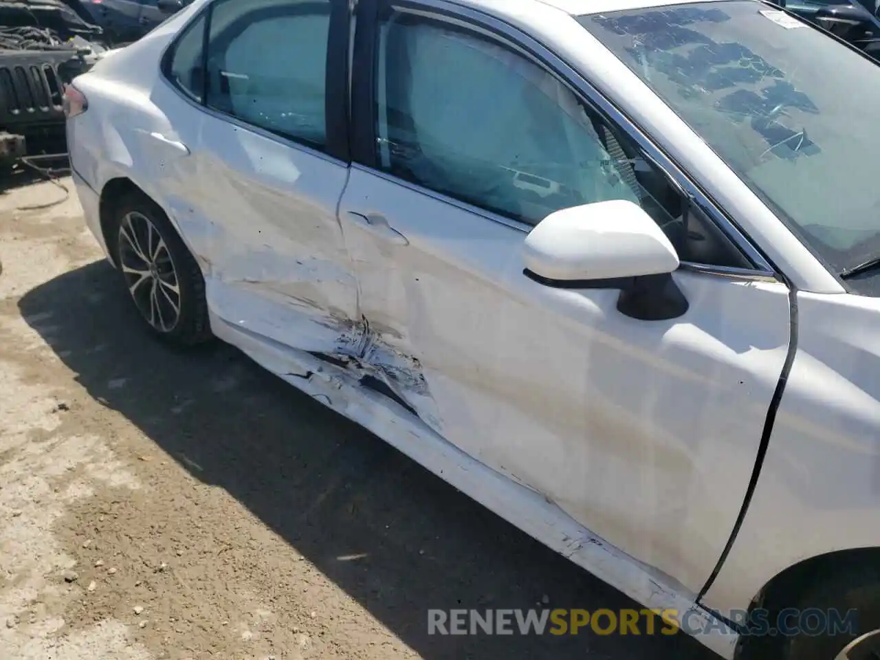 9 Photograph of a damaged car 4T1B11HK3KU197156 TOYOTA CAMRY 2019