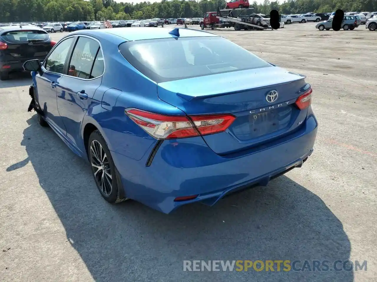 3 Photograph of a damaged car 4T1B11HK3KU197500 TOYOTA CAMRY 2019