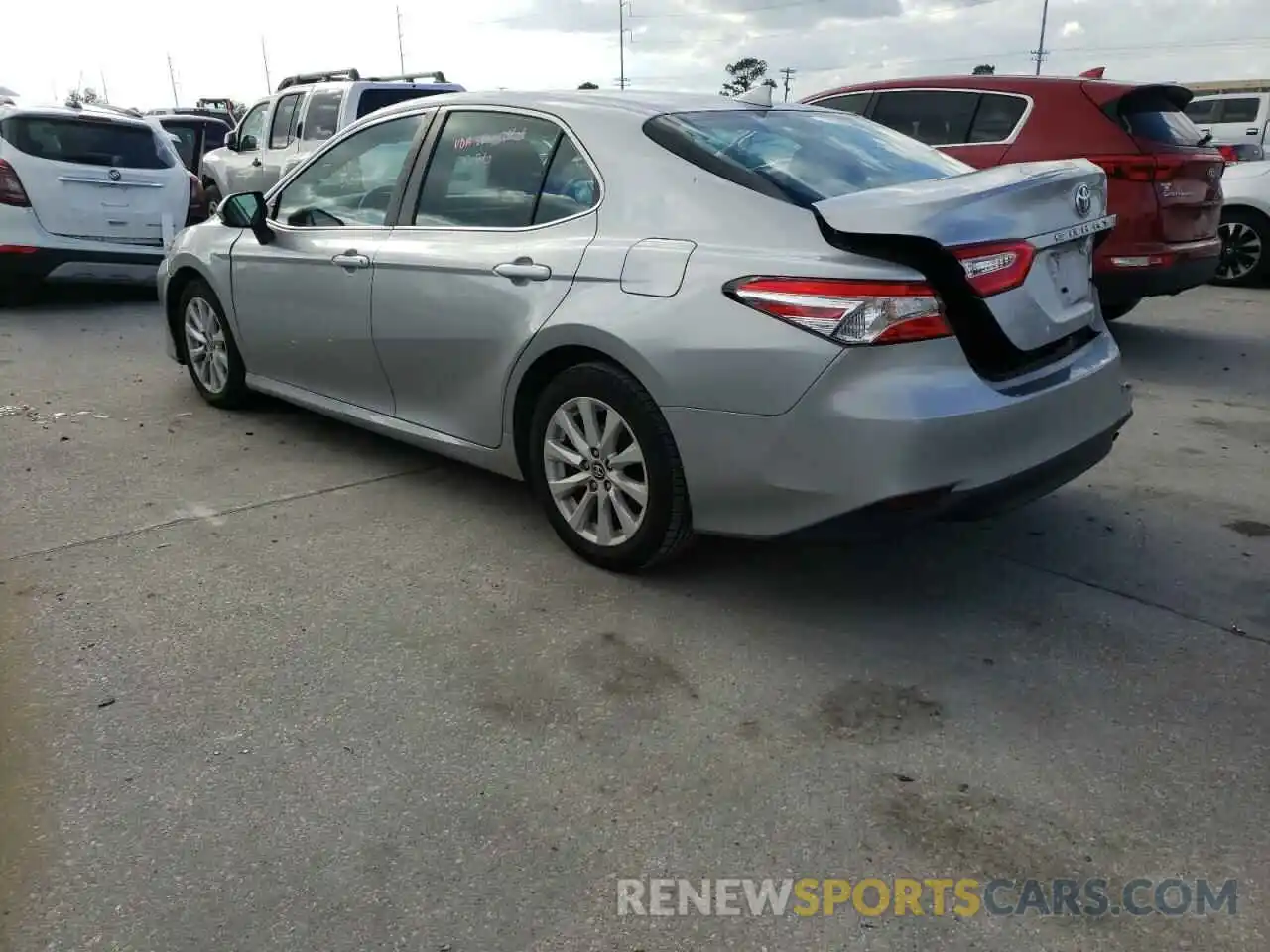 3 Photograph of a damaged car 4T1B11HK3KU197688 TOYOTA CAMRY 2019