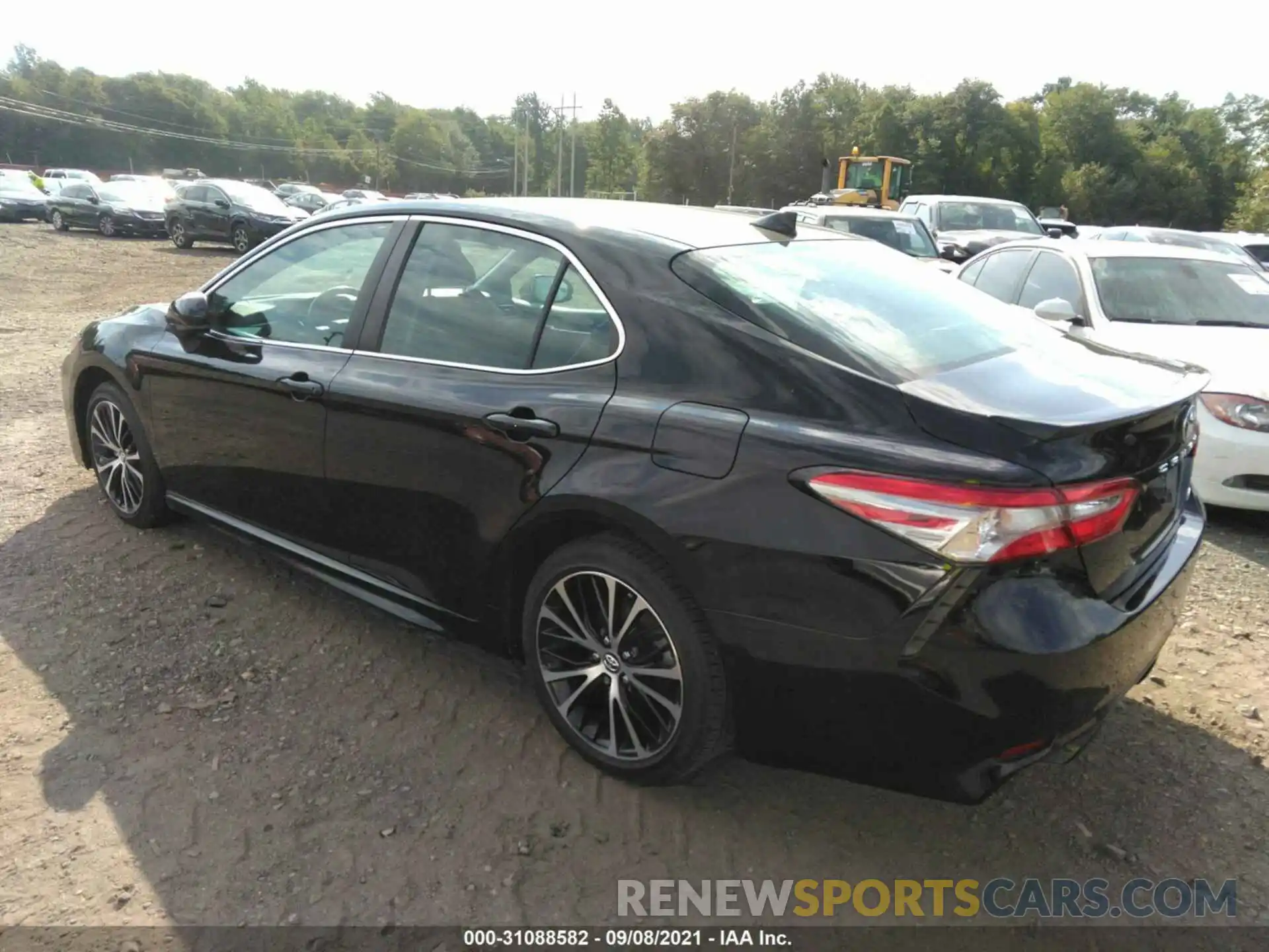 3 Photograph of a damaged car 4T1B11HK3KU198260 TOYOTA CAMRY 2019