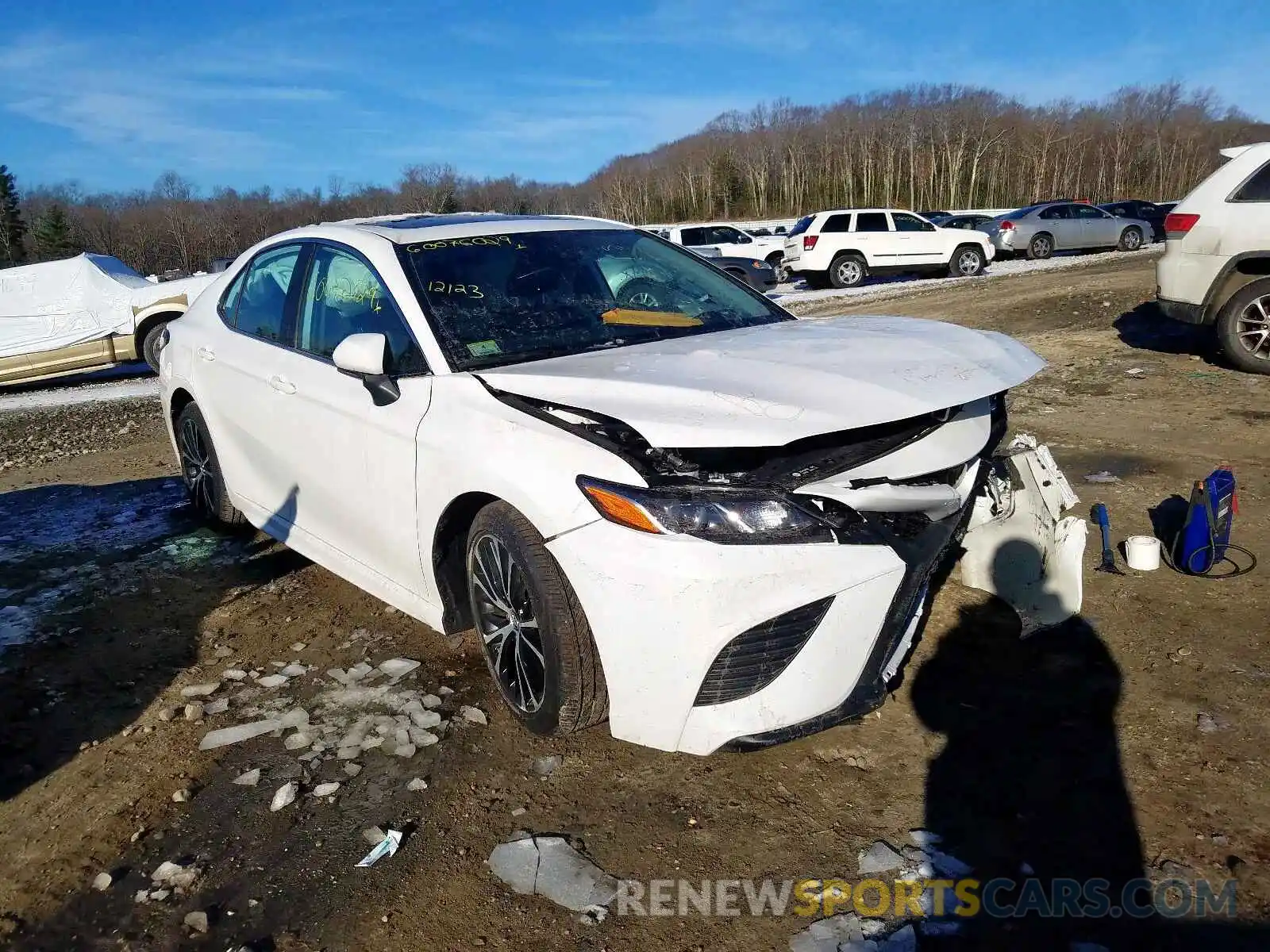 1 Photograph of a damaged car 4T1B11HK3KU198274 TOYOTA CAMRY 2019