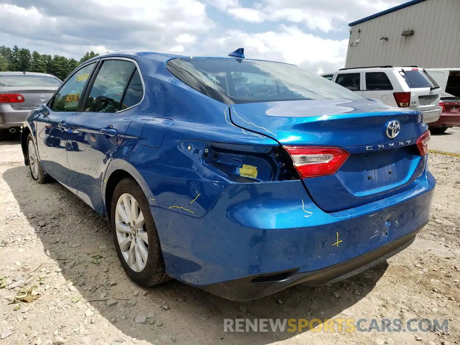 3 Photograph of a damaged car 4T1B11HK3KU200329 TOYOTA CAMRY 2019