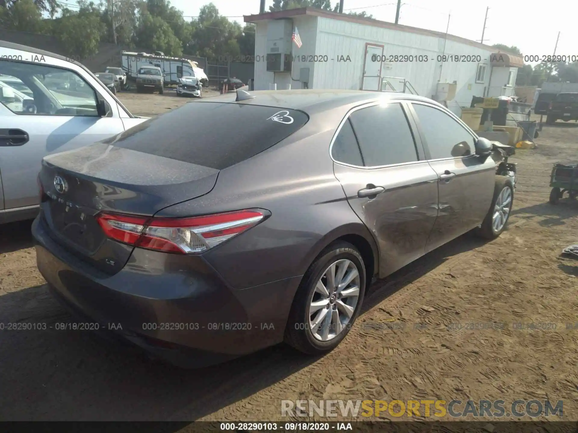 16 Photograph of a damaged car 4T1B11HK3KU201111 TOYOTA CAMRY 2019