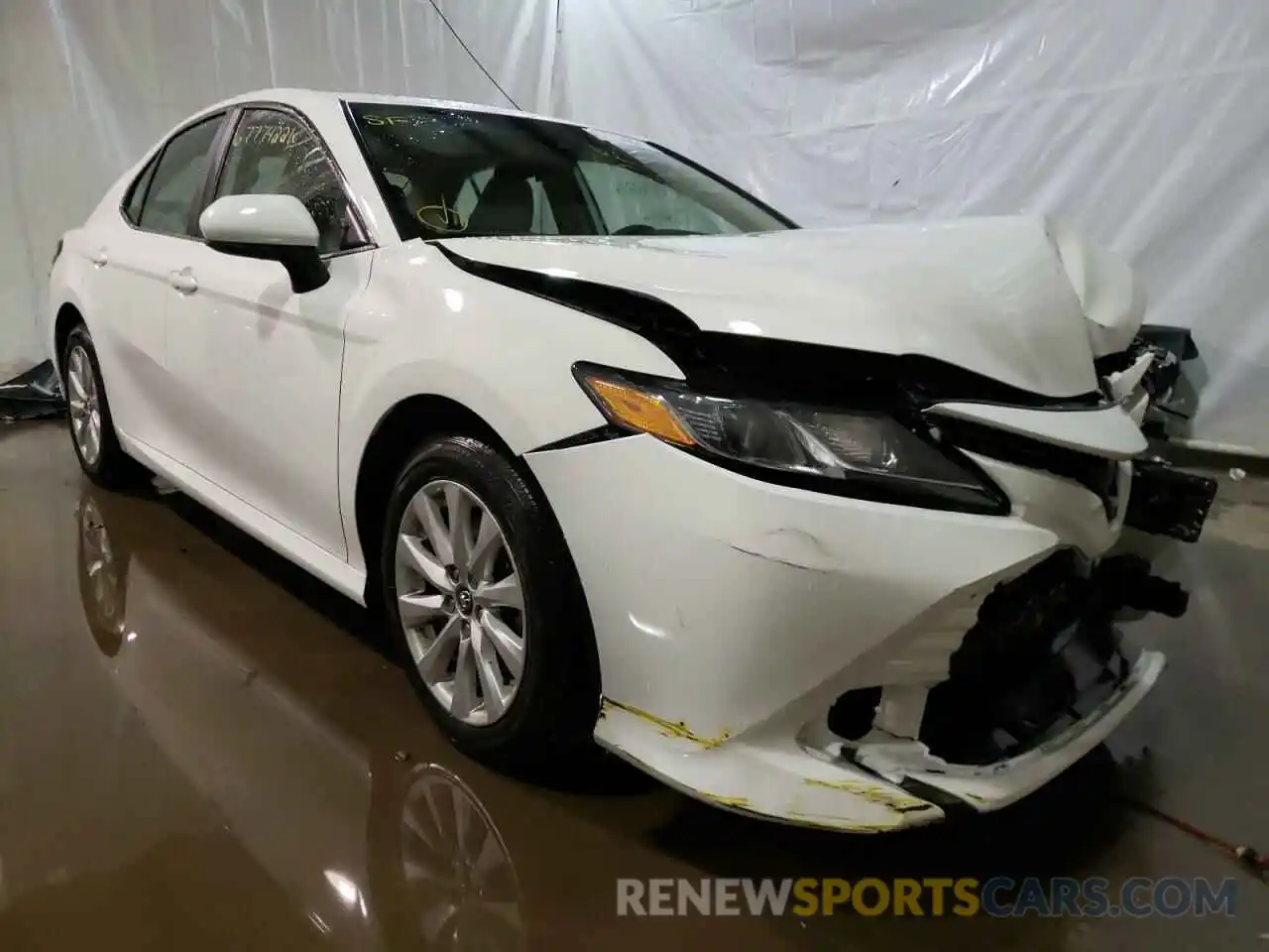 1 Photograph of a damaged car 4T1B11HK3KU201576 TOYOTA CAMRY 2019