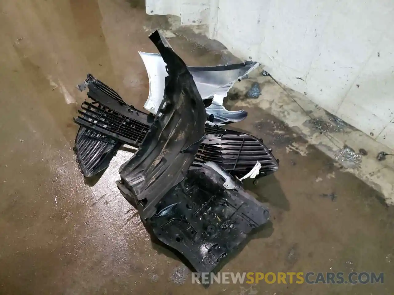 9 Photograph of a damaged car 4T1B11HK3KU201576 TOYOTA CAMRY 2019