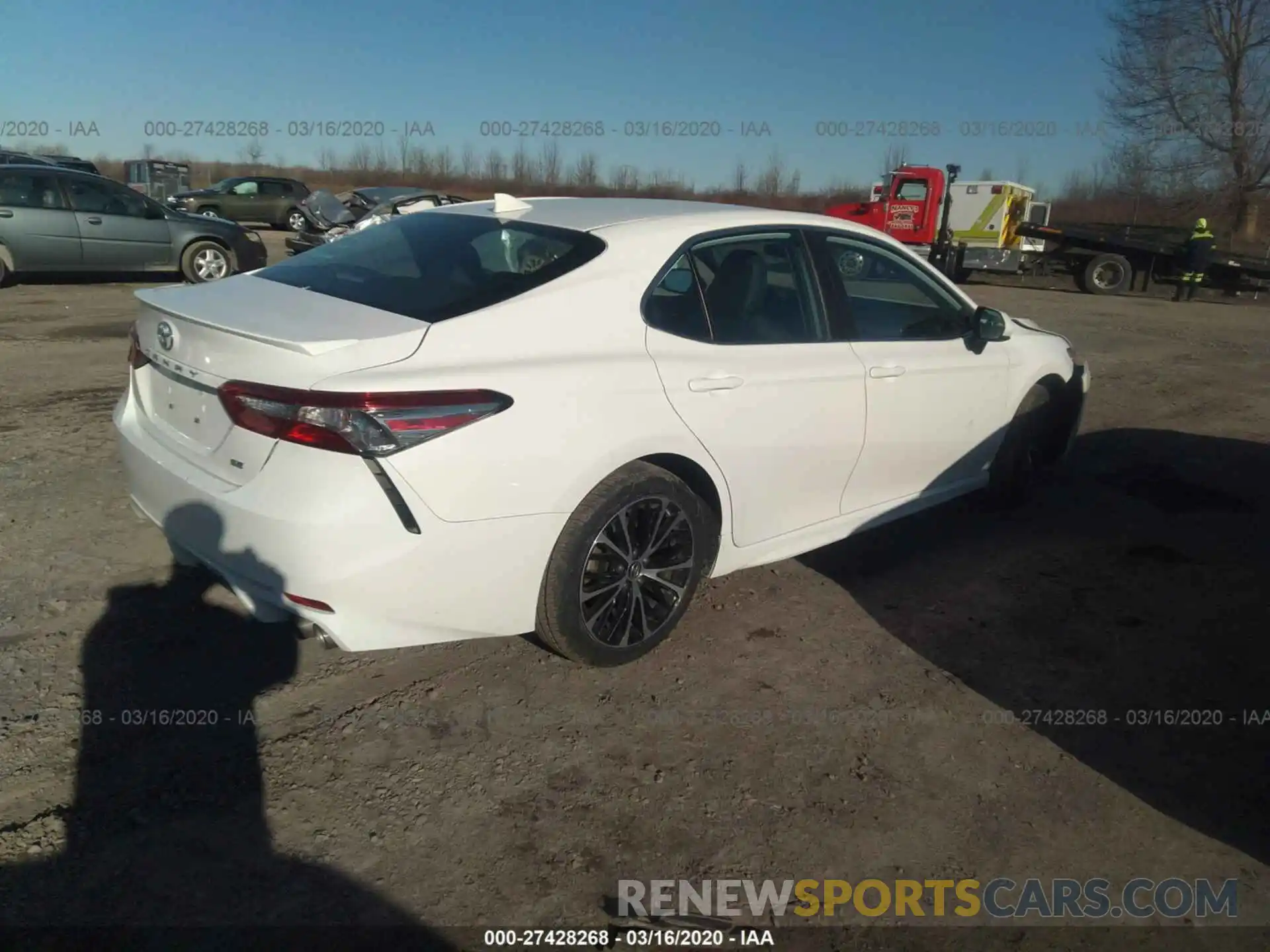 4 Фотография поврежденного автомобиля 4T1B11HK3KU202291 TOYOTA CAMRY 2019