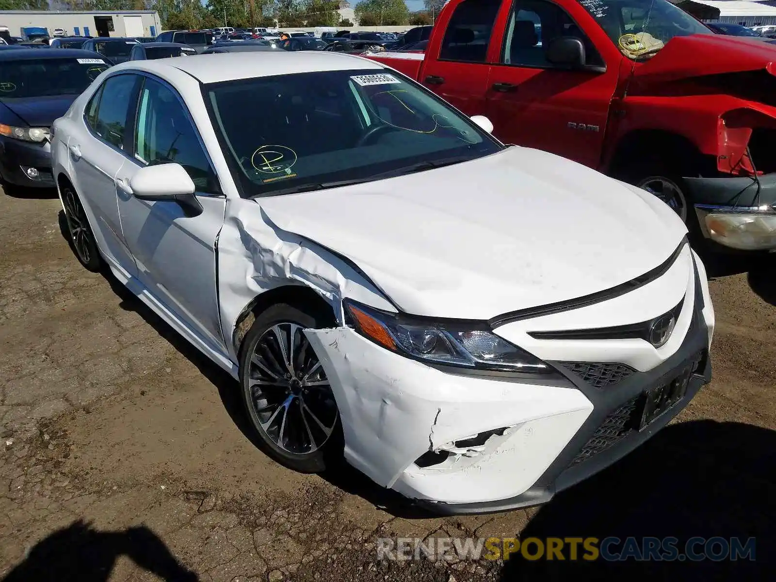 1 Photograph of a damaged car 4T1B11HK3KU203389 TOYOTA CAMRY 2019