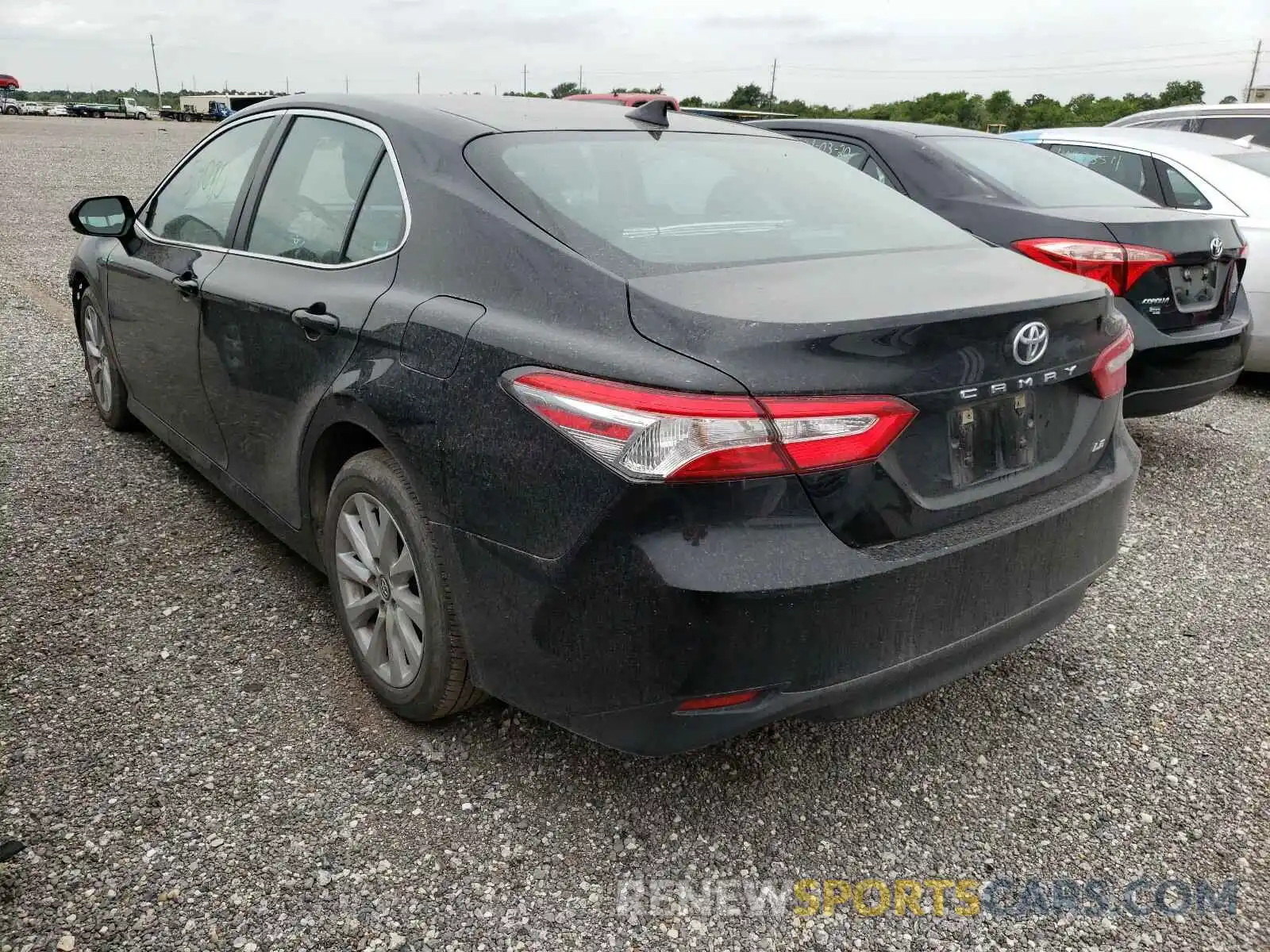 3 Photograph of a damaged car 4T1B11HK3KU204316 TOYOTA CAMRY 2019