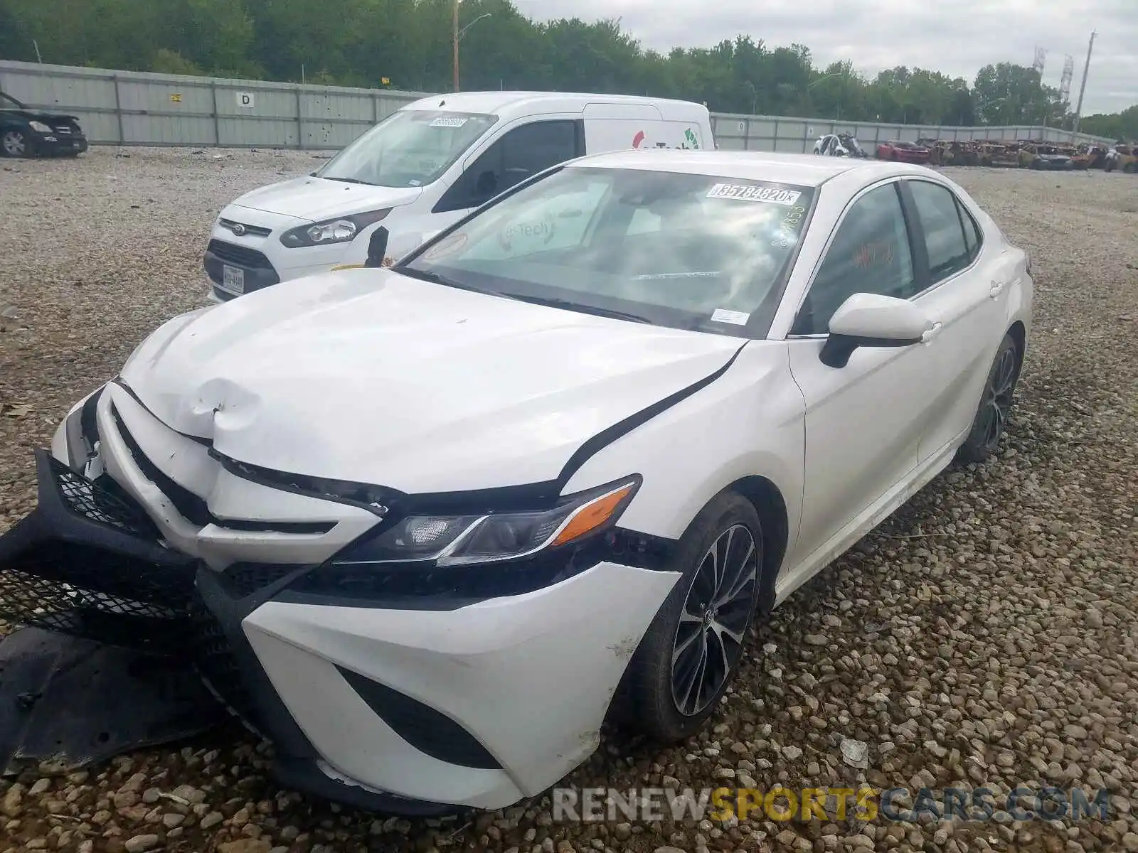 2 Photograph of a damaged car 4T1B11HK3KU204770 TOYOTA CAMRY 2019