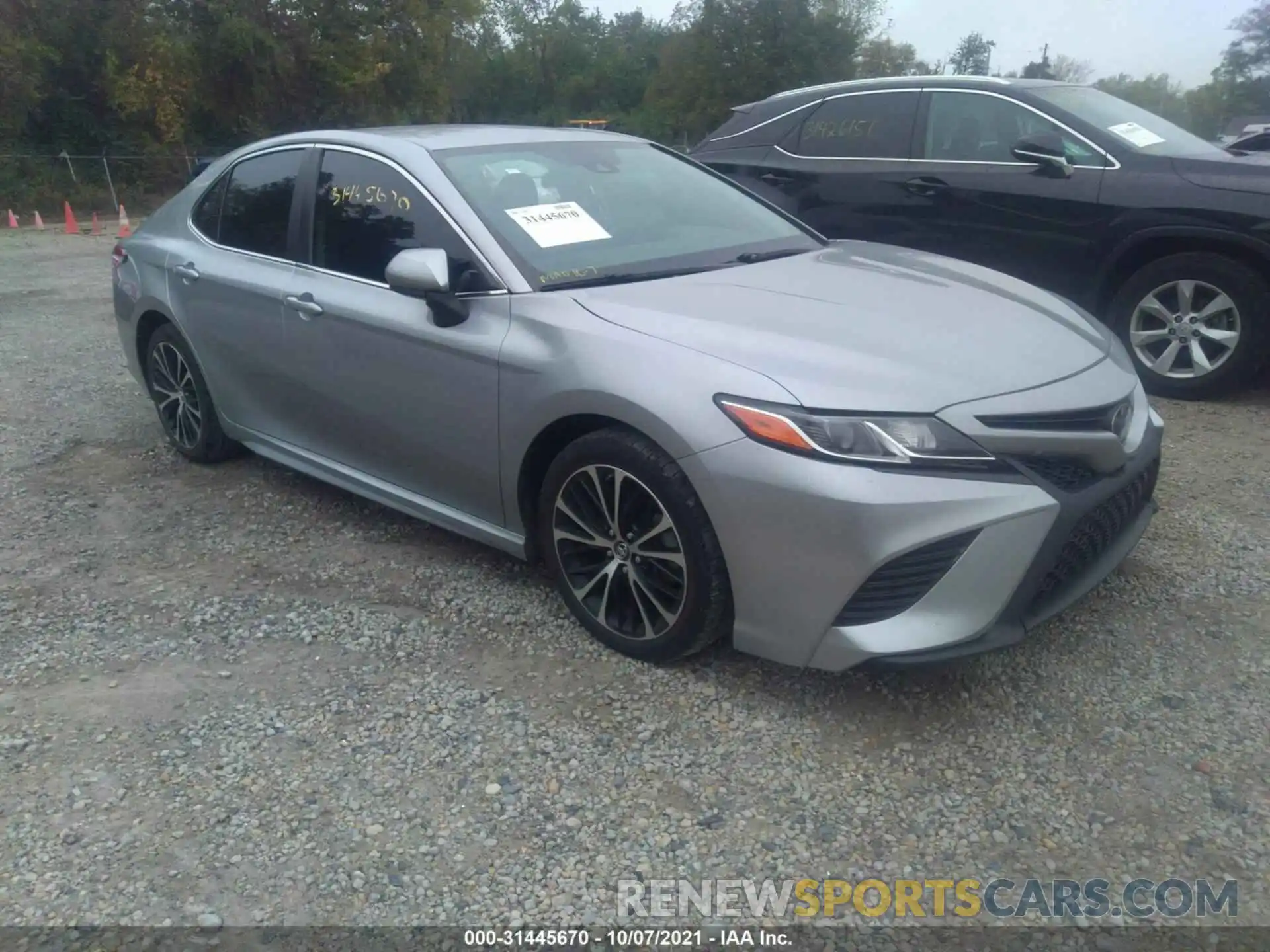 1 Photograph of a damaged car 4T1B11HK3KU204834 TOYOTA CAMRY 2019