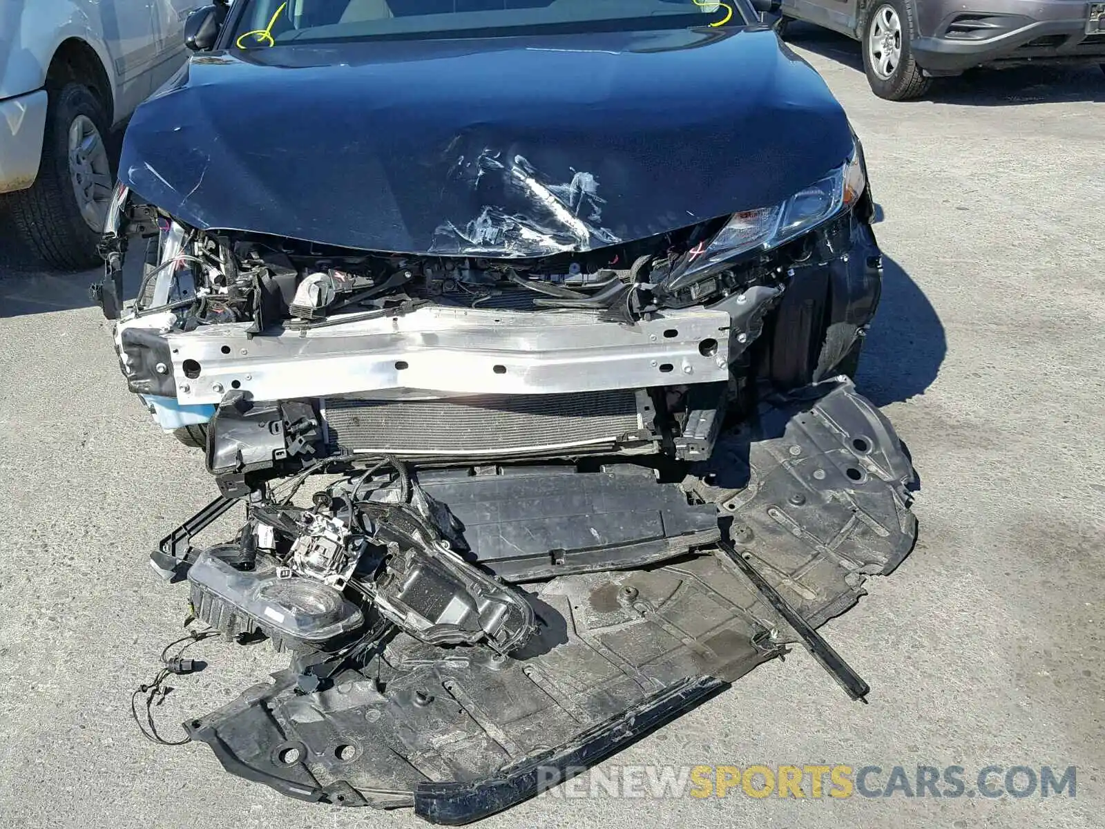 9 Photograph of a damaged car 4T1B11HK3KU205515 TOYOTA CAMRY 2019