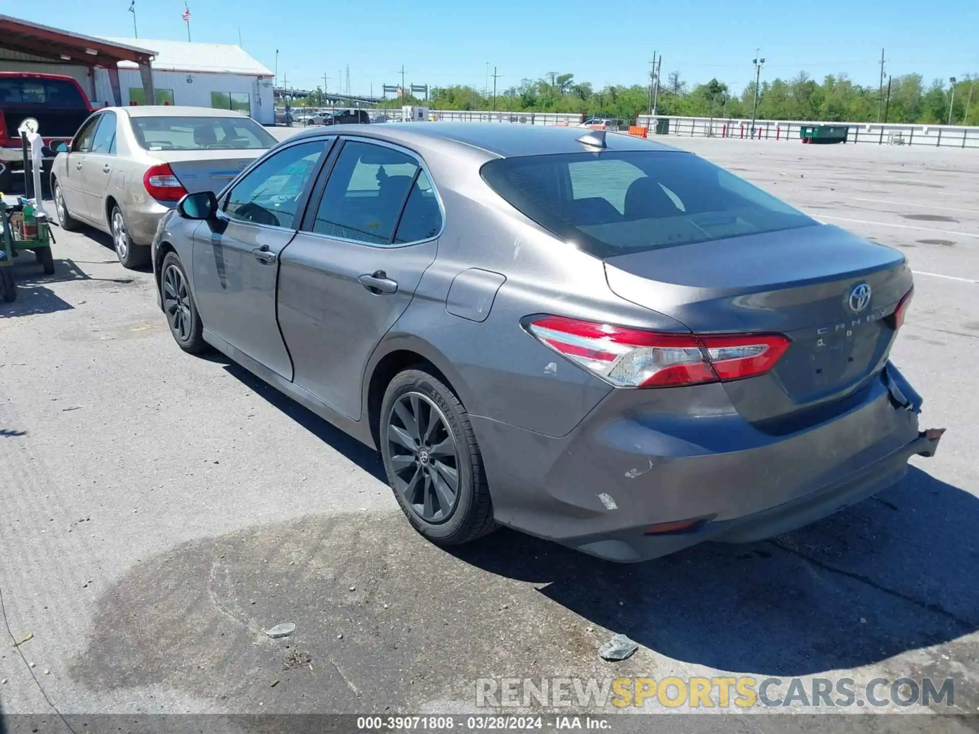 3 Photograph of a damaged car 4T1B11HK3KU205675 TOYOTA CAMRY 2019