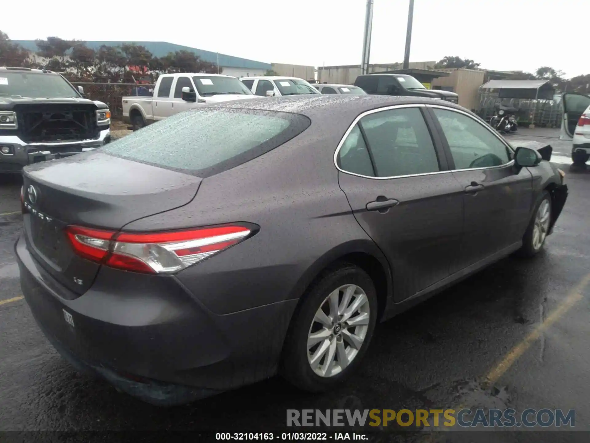 4 Photograph of a damaged car 4T1B11HK3KU206728 TOYOTA CAMRY 2019